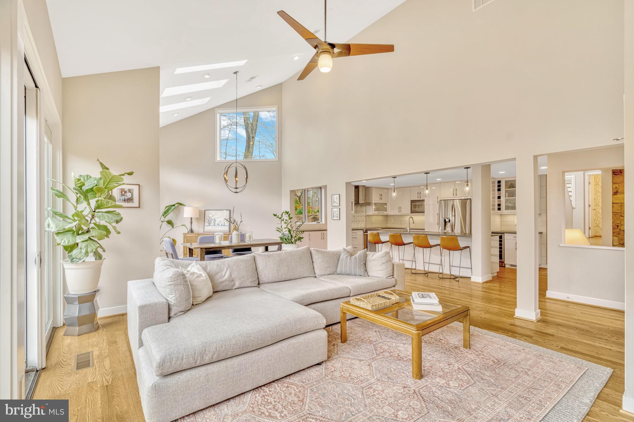 MANTUA - Residential