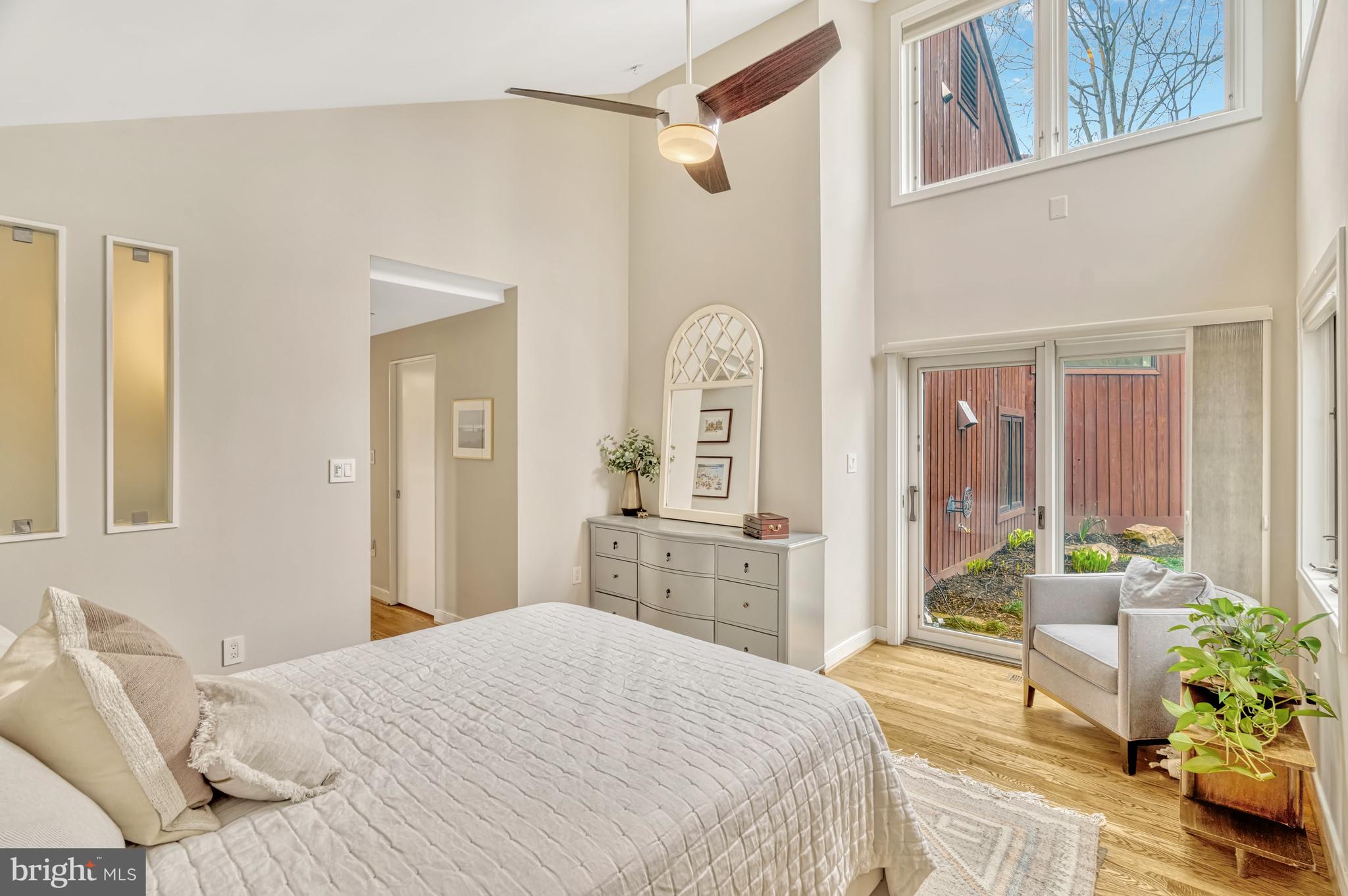 MANTUA - Residential