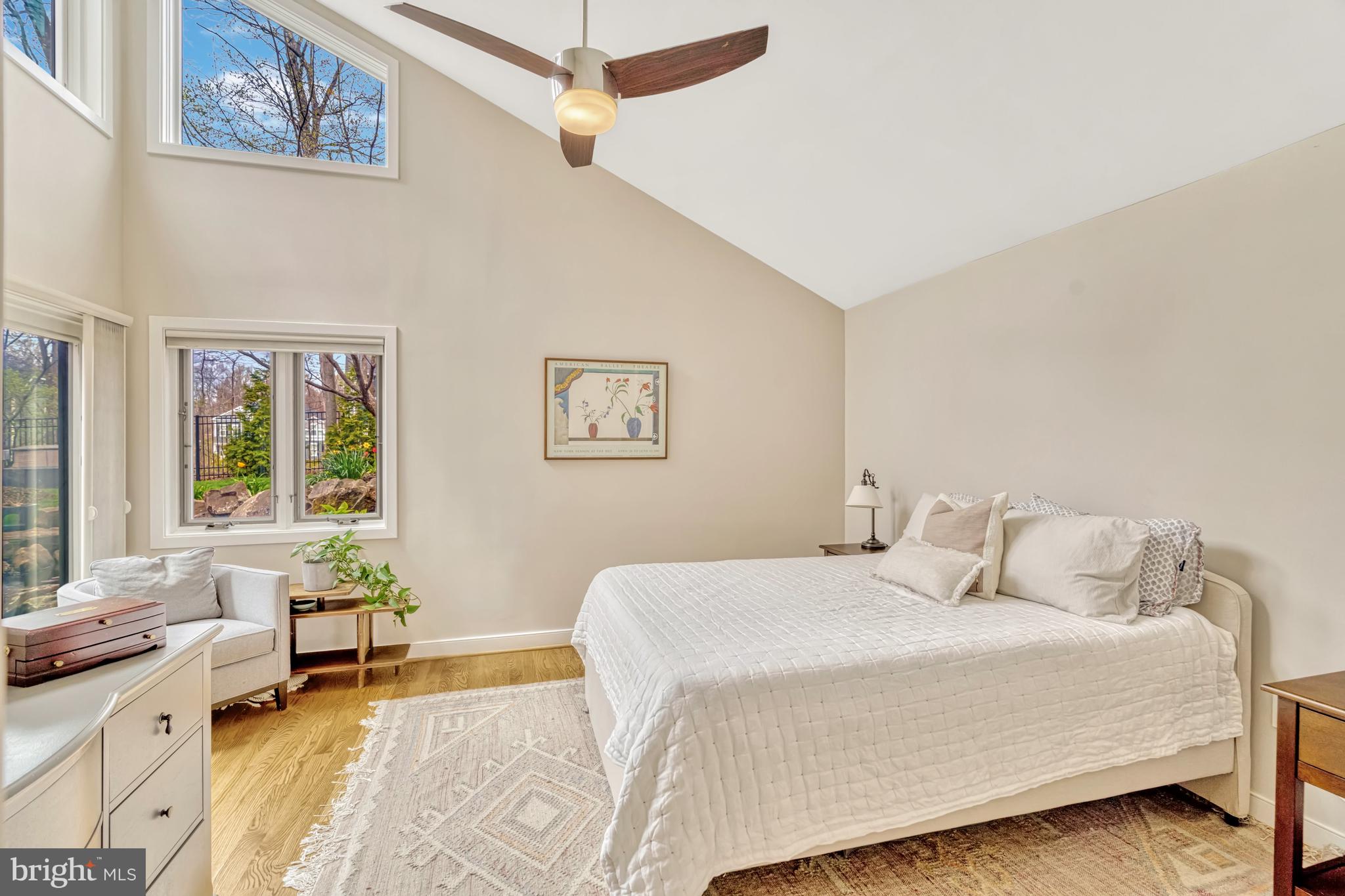 MANTUA - Residential