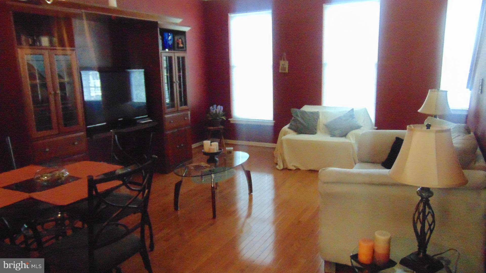 AMBERLEA AT SOUTH RIDING - Residential Lease