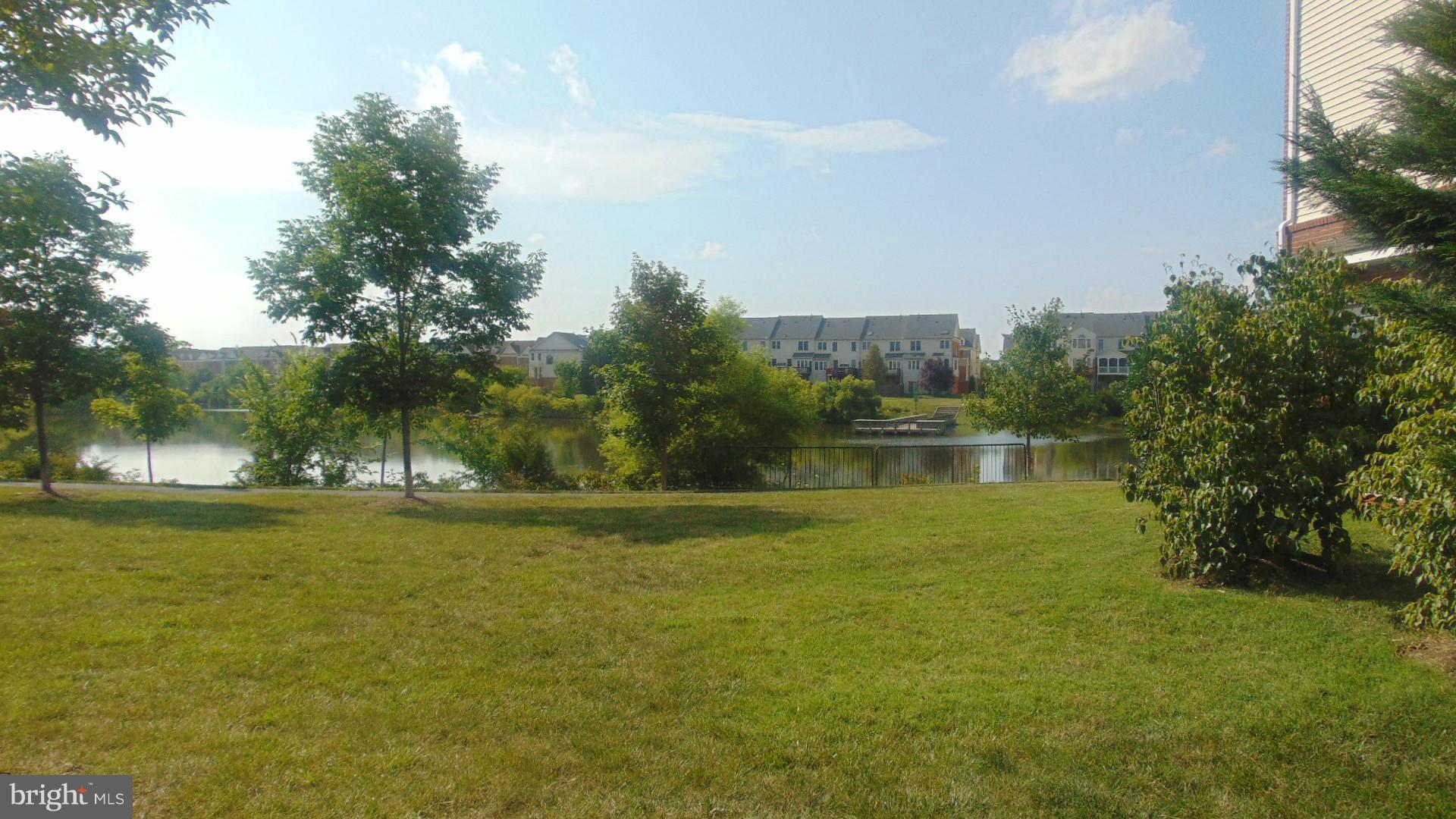 AMBERLEA AT SOUTH RIDING - Residential Lease