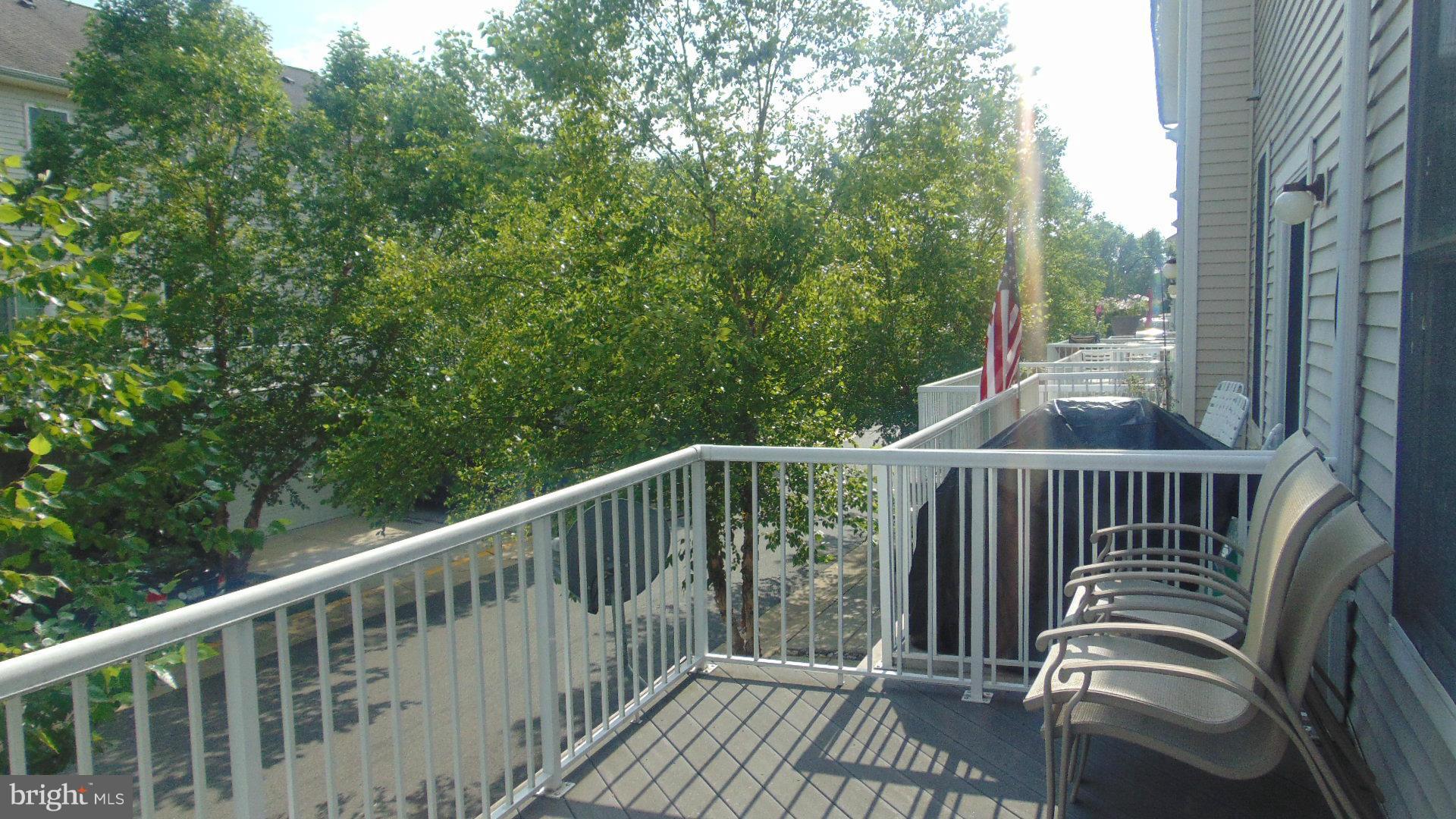 AMBERLEA AT SOUTH RIDING - Residential Lease