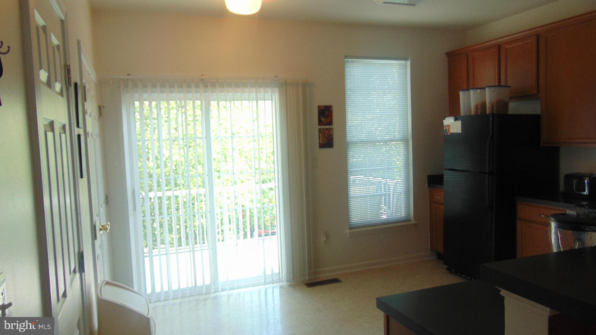 AMBERLEA AT SOUTH RIDING - Residential Lease