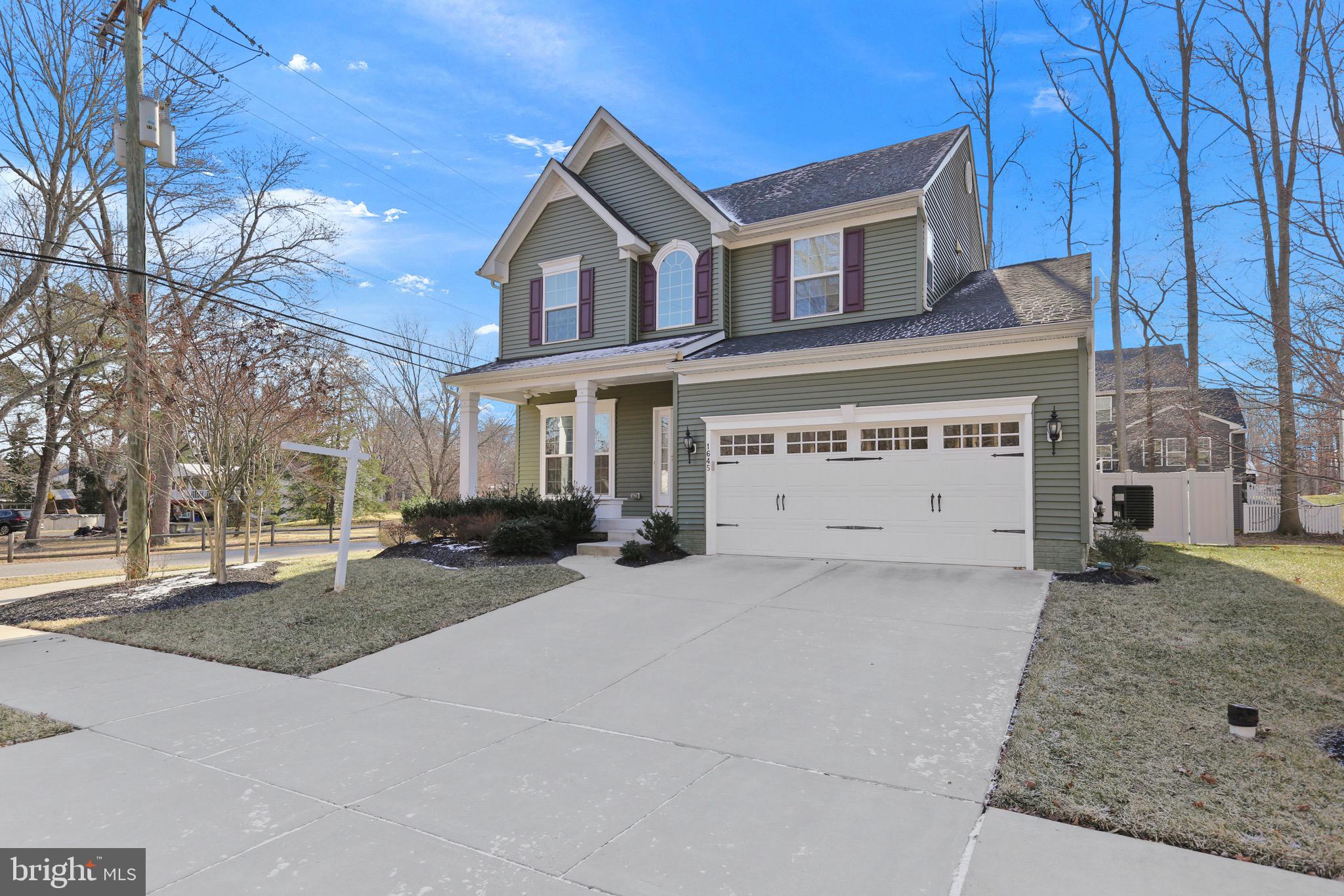 THE COTTAGES AT NORMAN CREEK - Residential