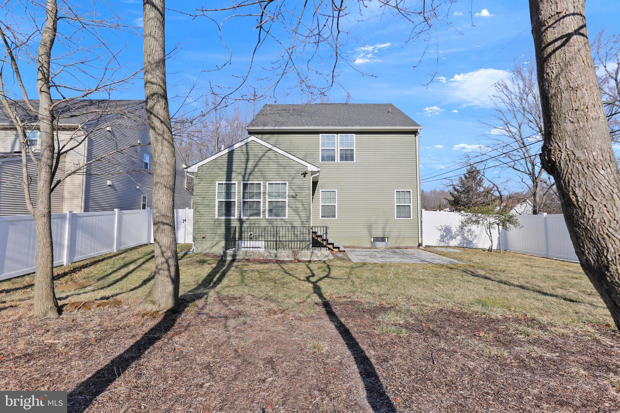 THE COTTAGES AT NORMAN CREEK - Residential