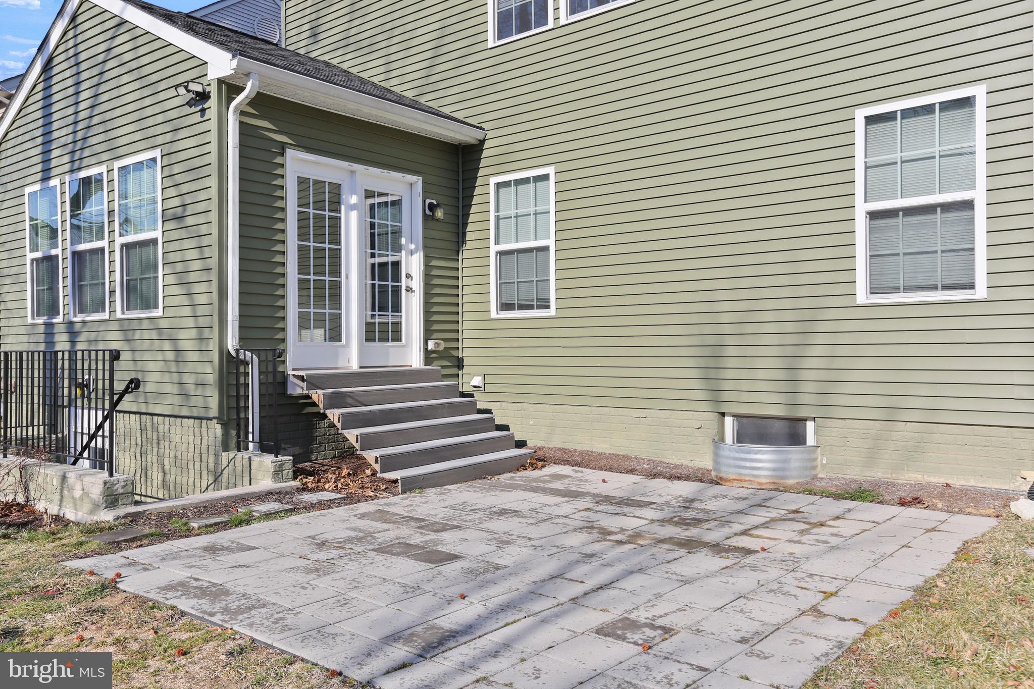 THE COTTAGES AT NORMAN CREEK - Residential