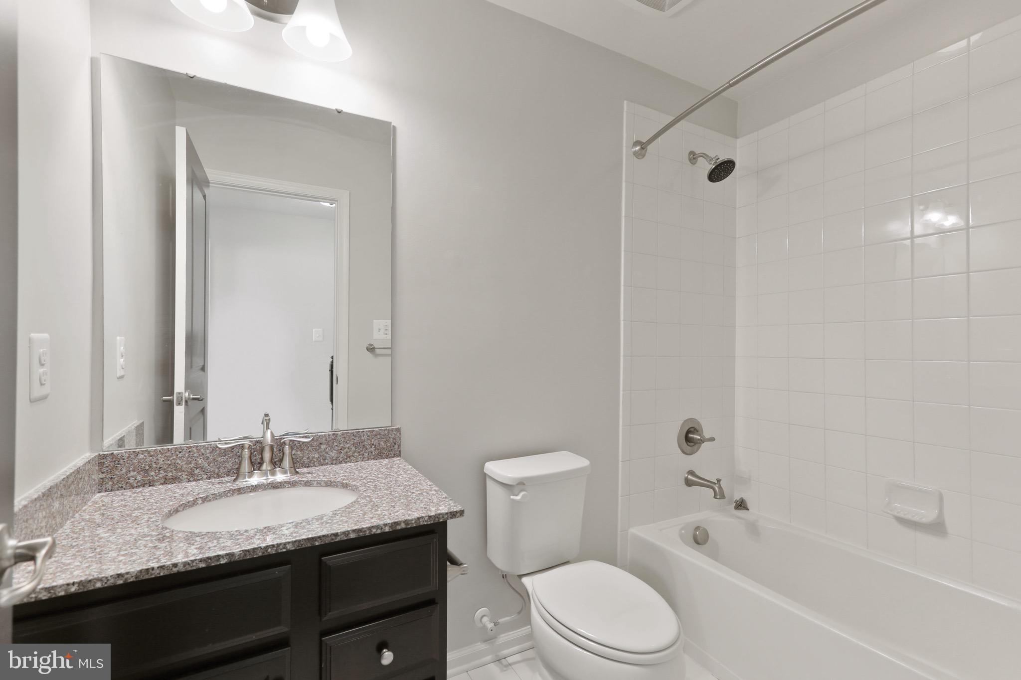 THE COTTAGES AT NORMAN CREEK - Residential