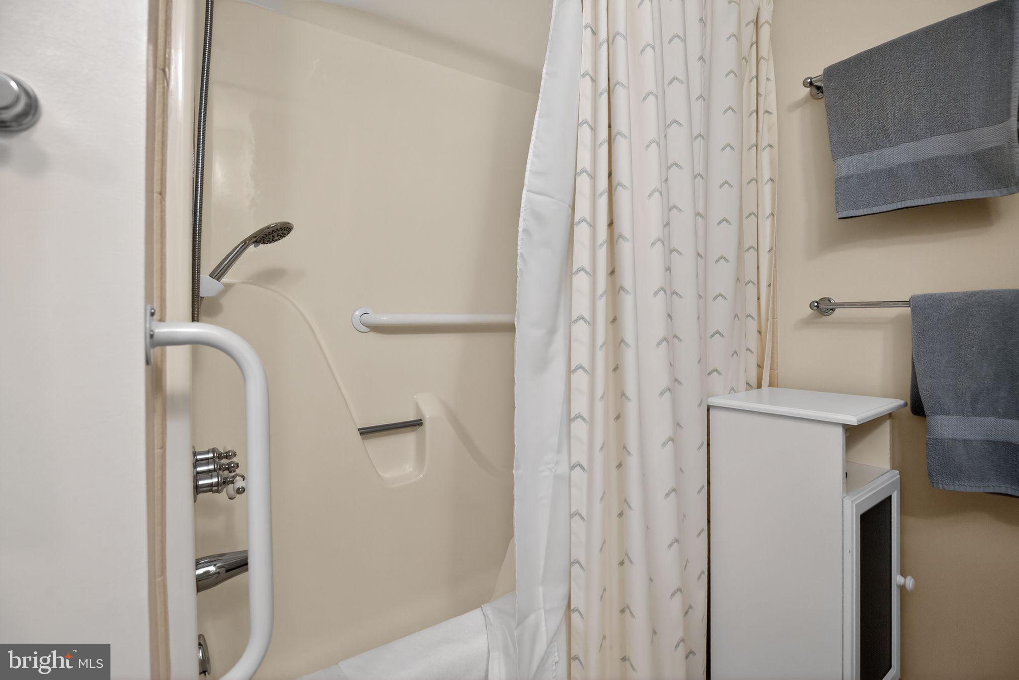 FRIDAY CREEK ESTATES - Residential