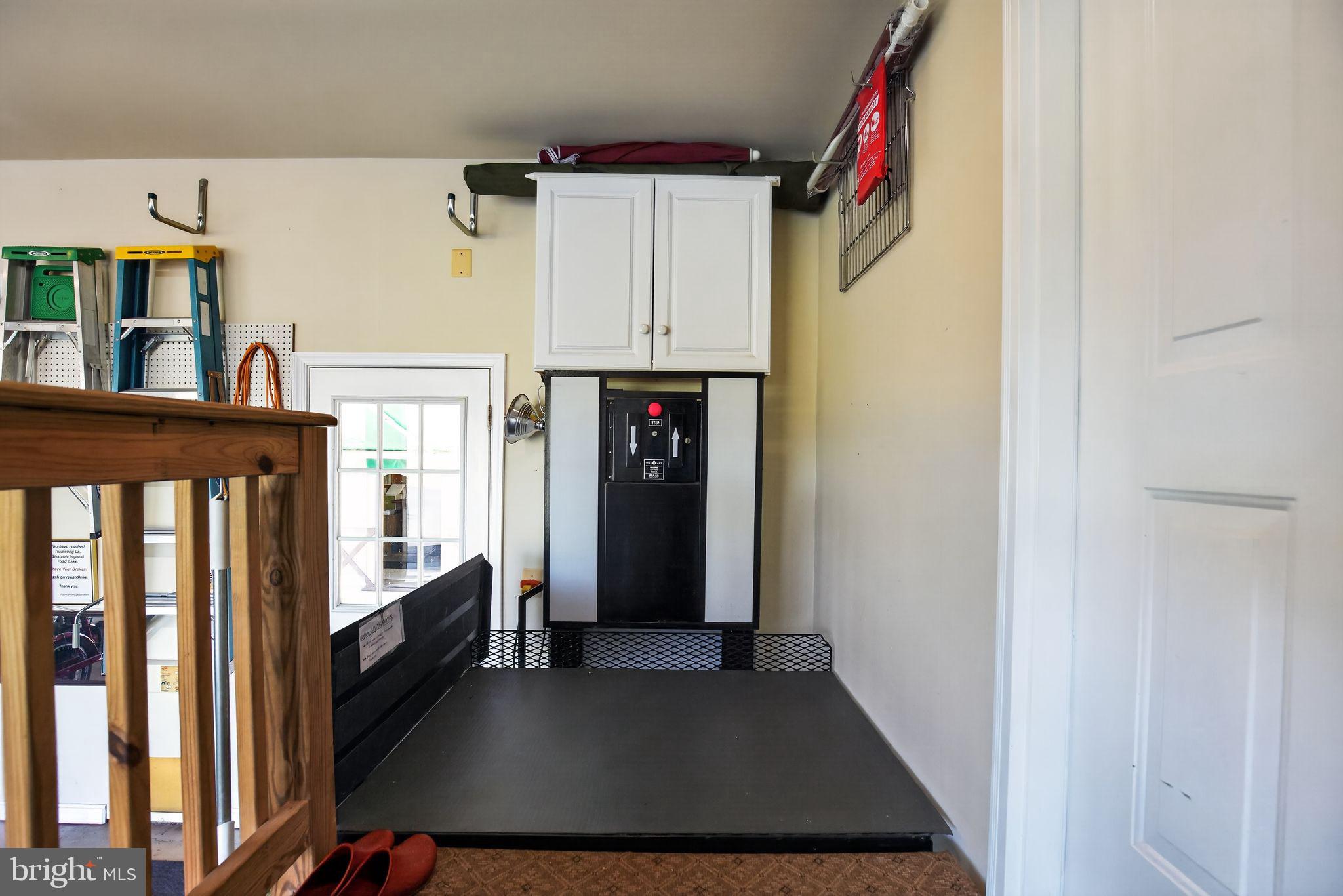 FRIDAY CREEK ESTATES - Residential