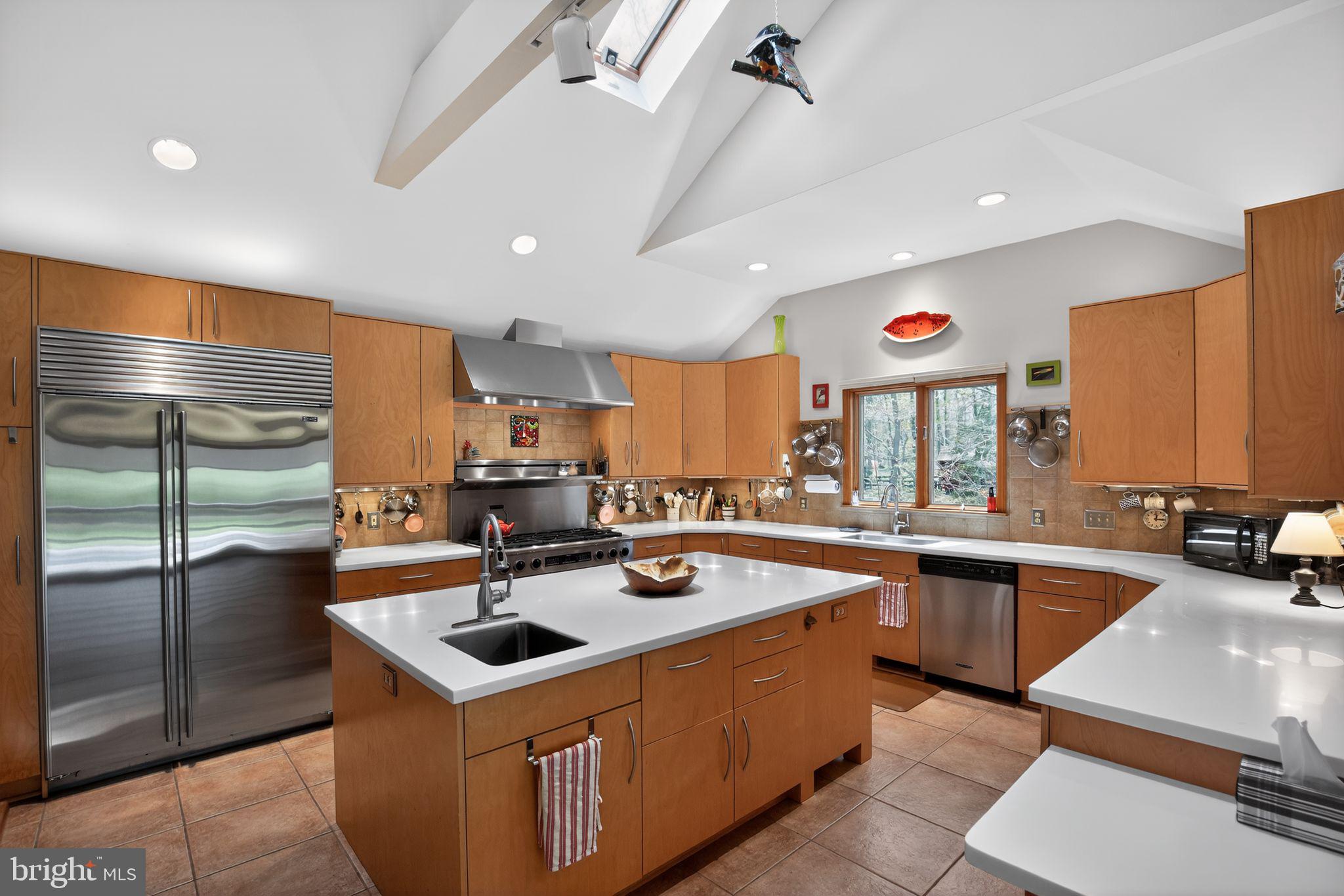 FRIDAY CREEK ESTATES - Residential