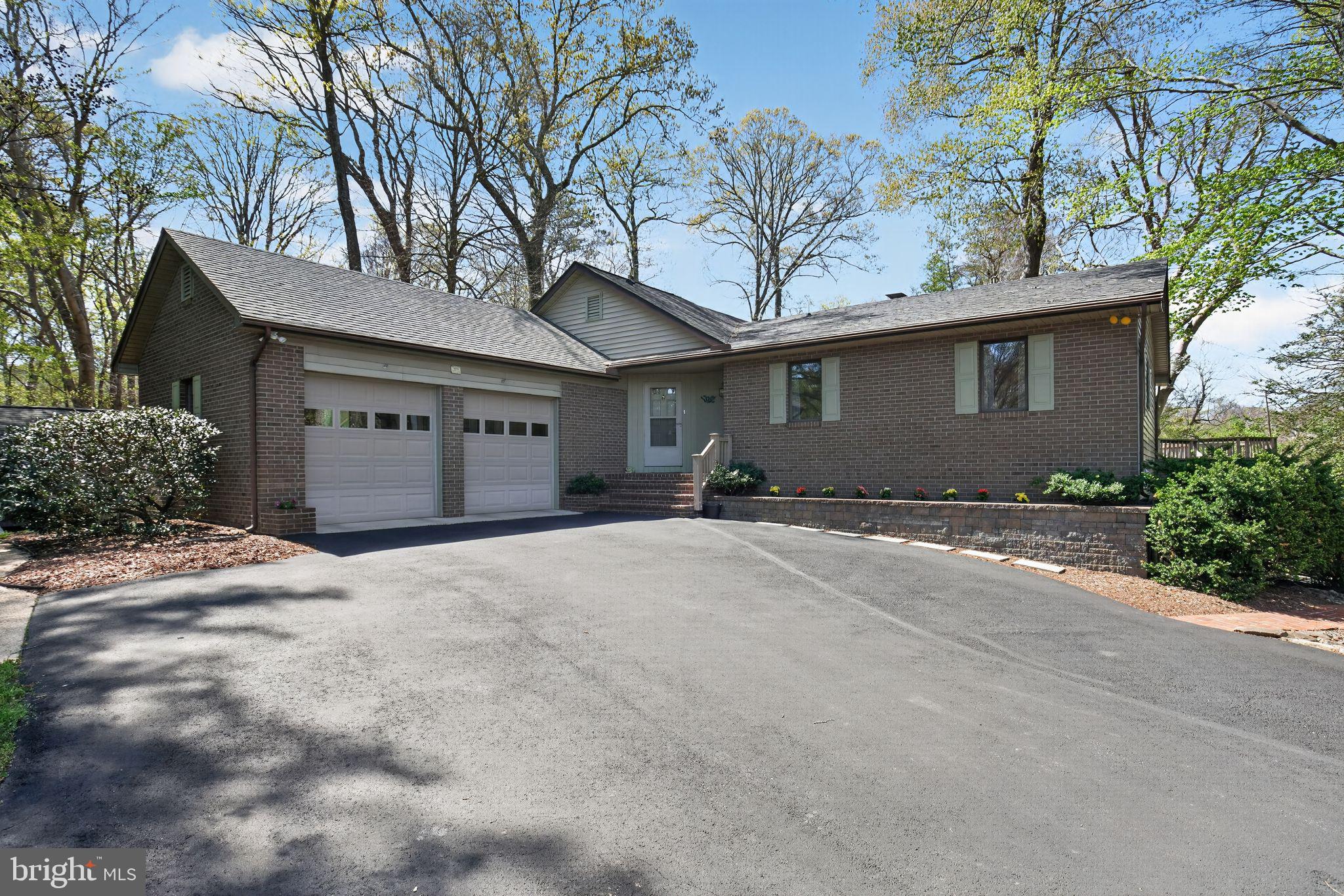 FRIDAY CREEK ESTATES - Residential