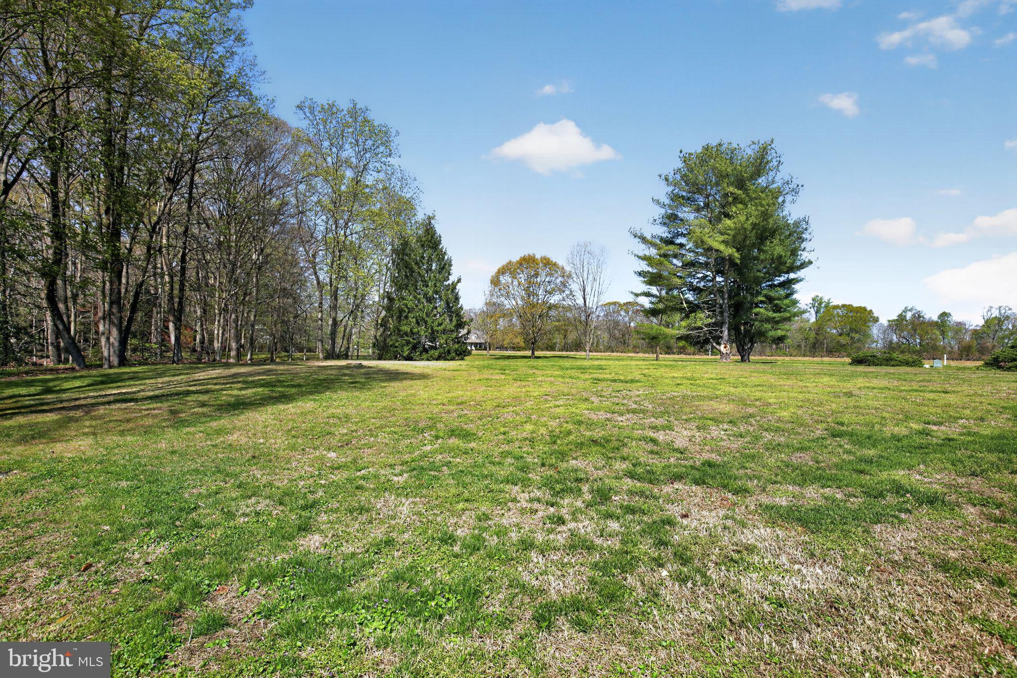 FRIDAY CREEK ESTATES - Residential