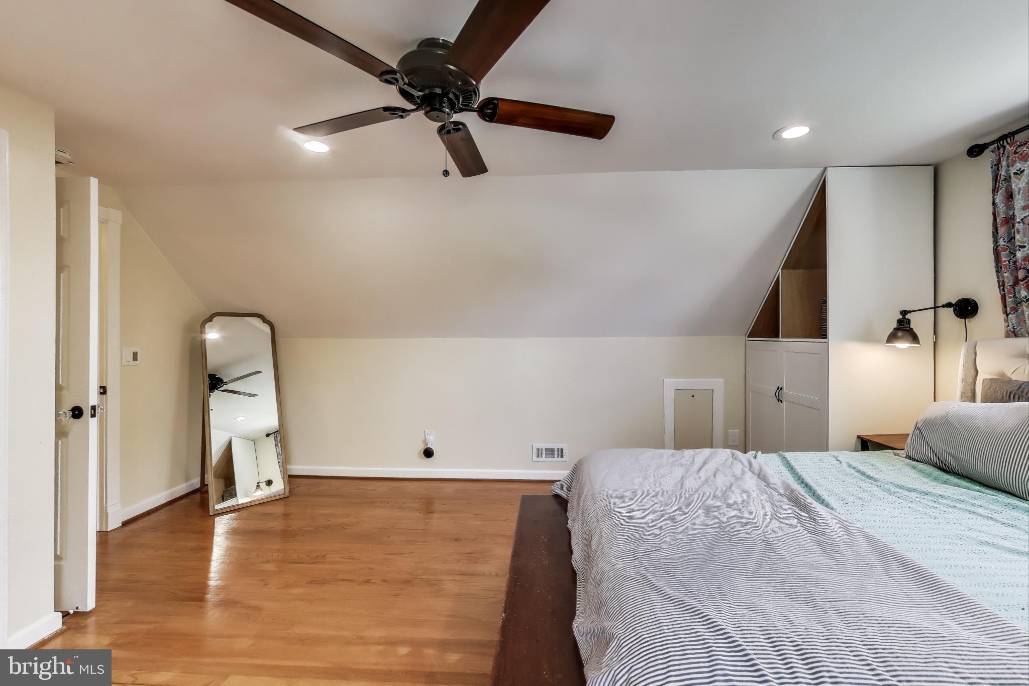 CONNECTICUT AVE - Residential Lease