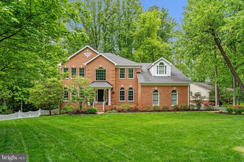 Photo of 5200 Gunpowder Road, FAIRFAX, VA 22030 (MLS # VAFX2306704)