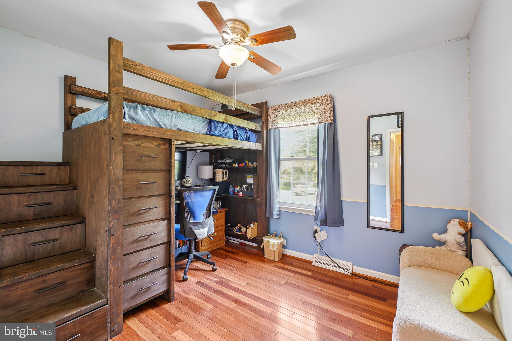 MIDDLERIDGE - Residential