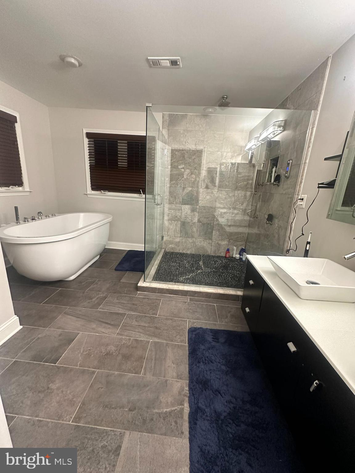 NORTH HART RUN - Residential Lease