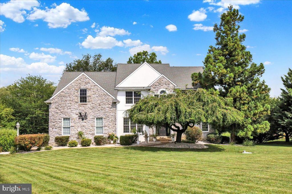 Photo of 403 Carter Moir Drive, LANCASTER, PA 17601 (MLS # PALA2073482)