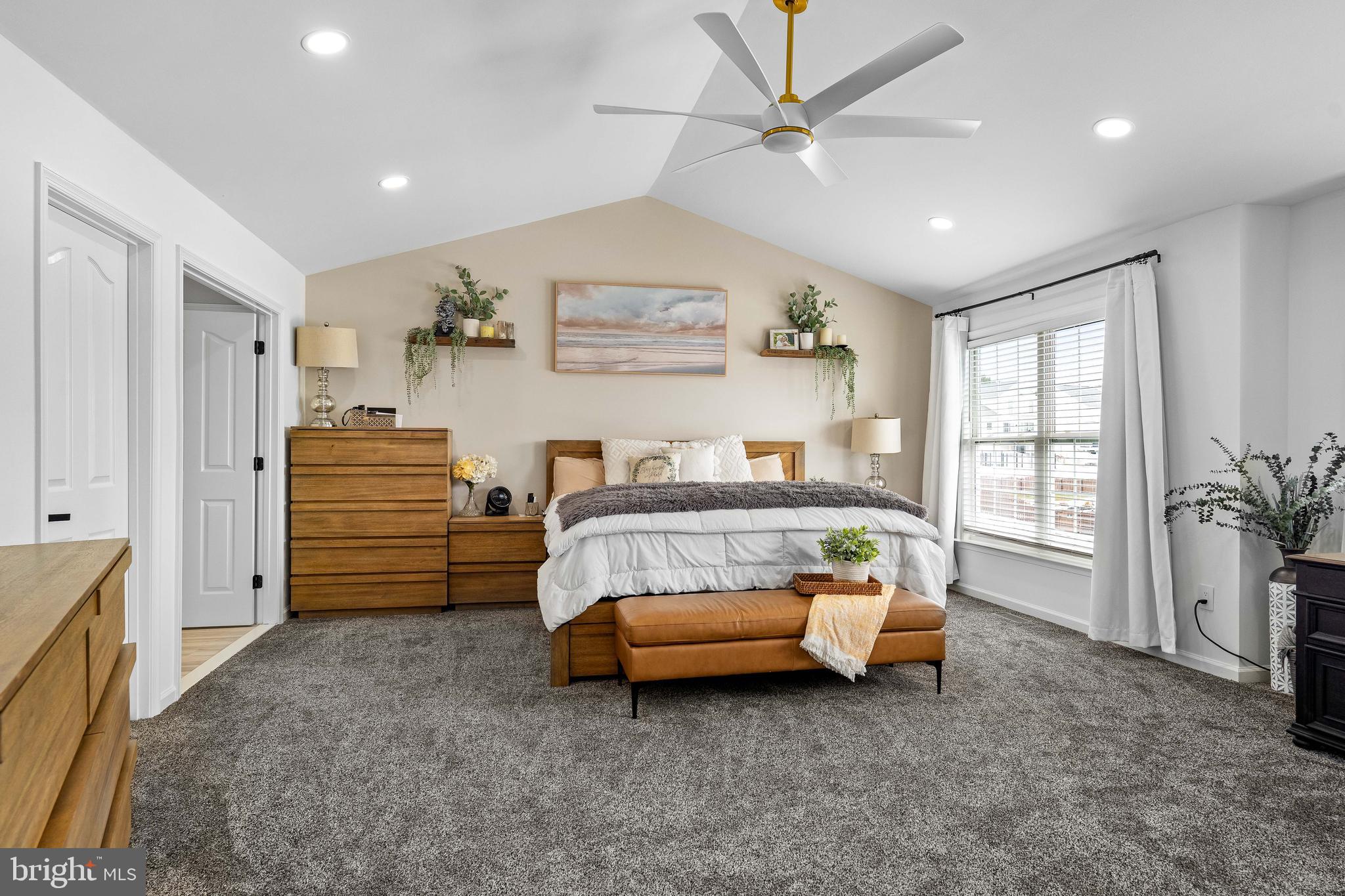 BEACON POINT - Residential