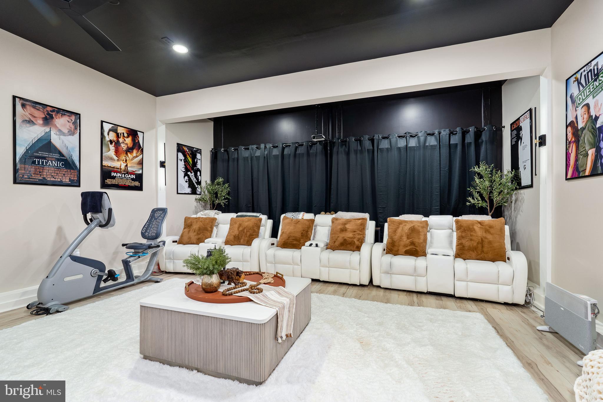 BEACON POINT - Residential