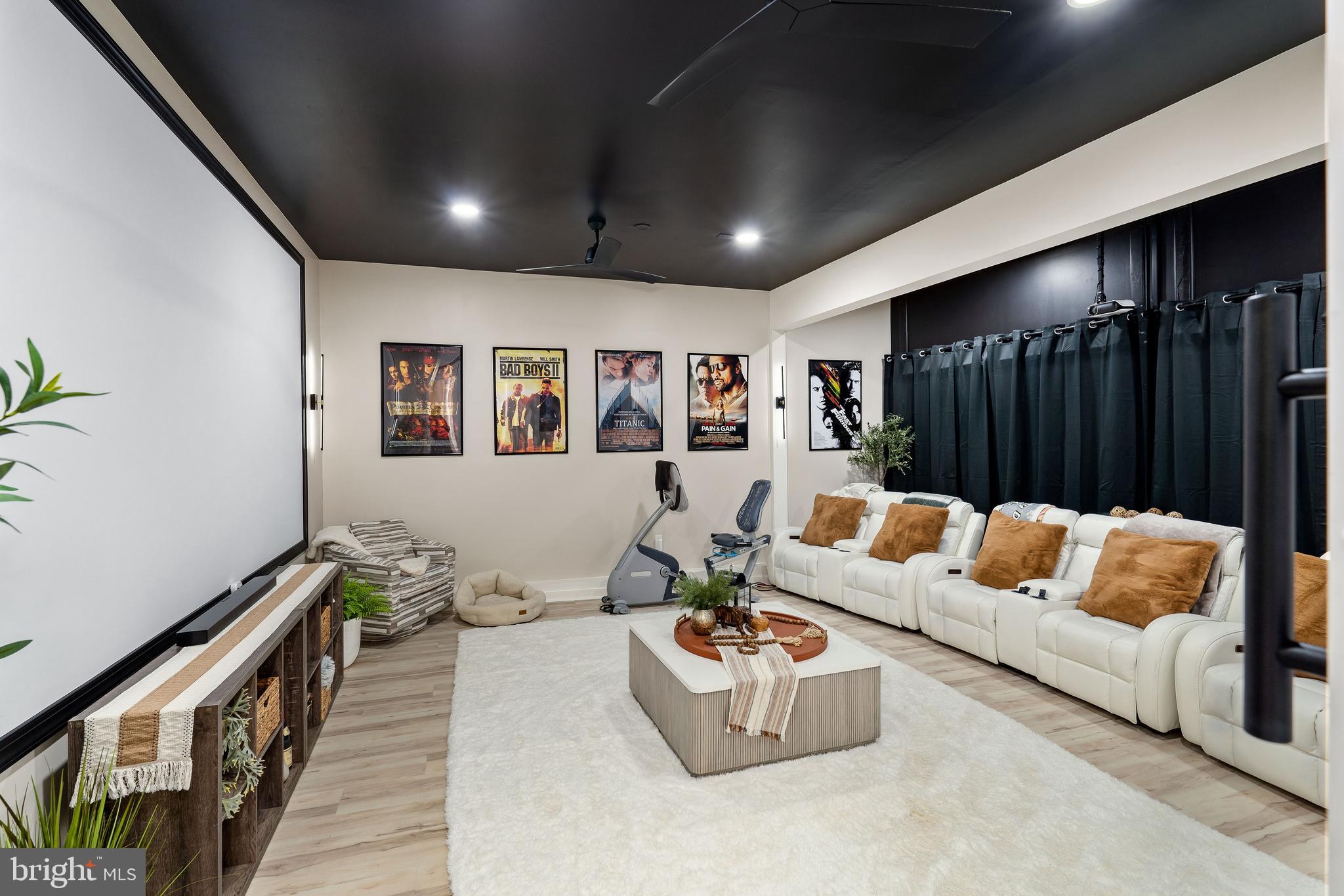 BEACON POINT - Residential