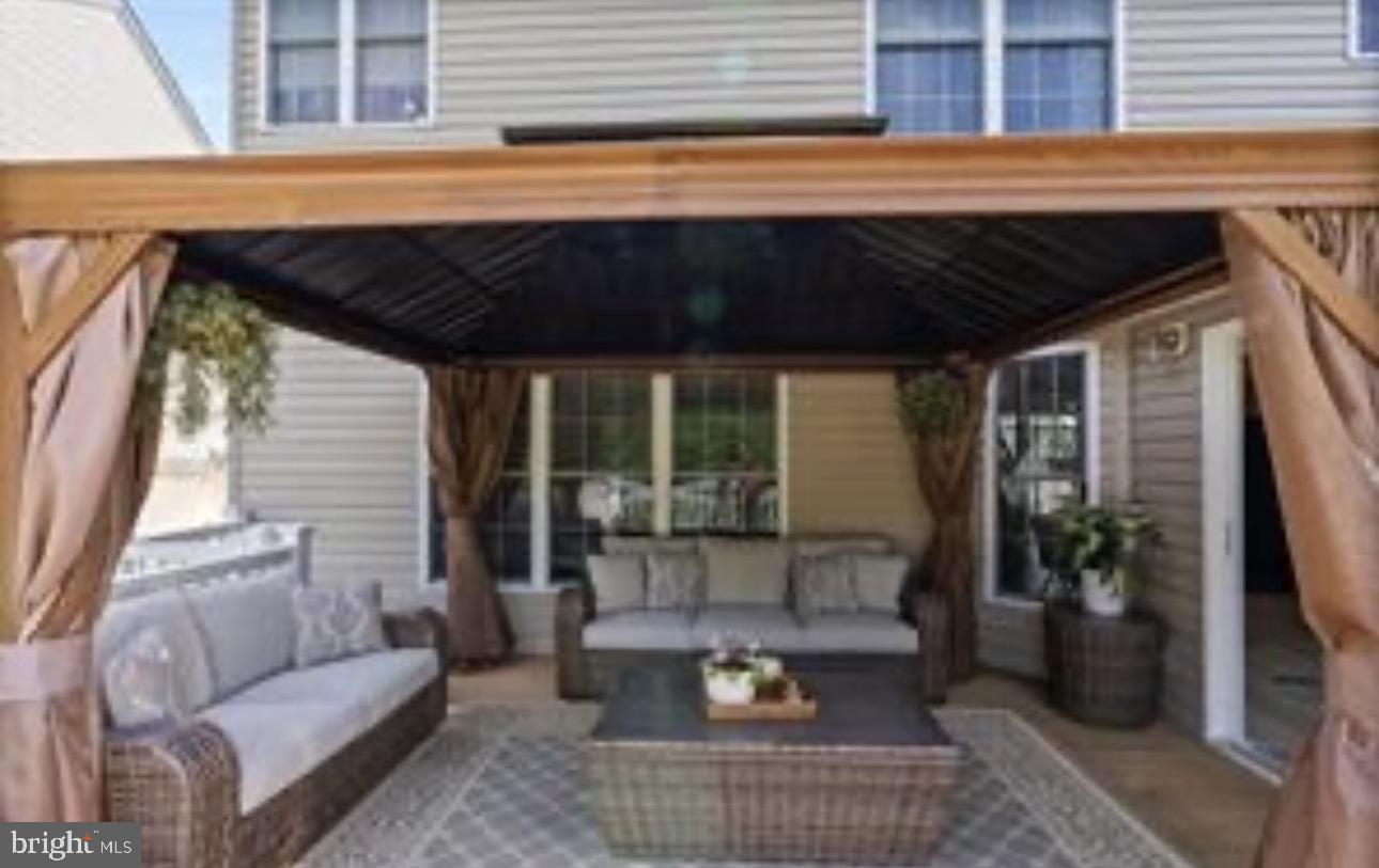 BEACON POINT - Residential