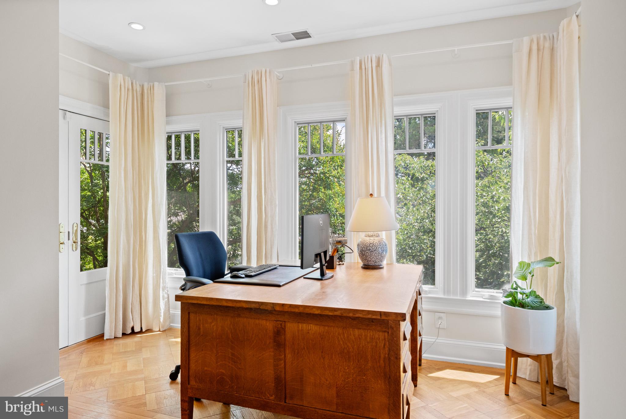CLEVELAND PARK - Residential