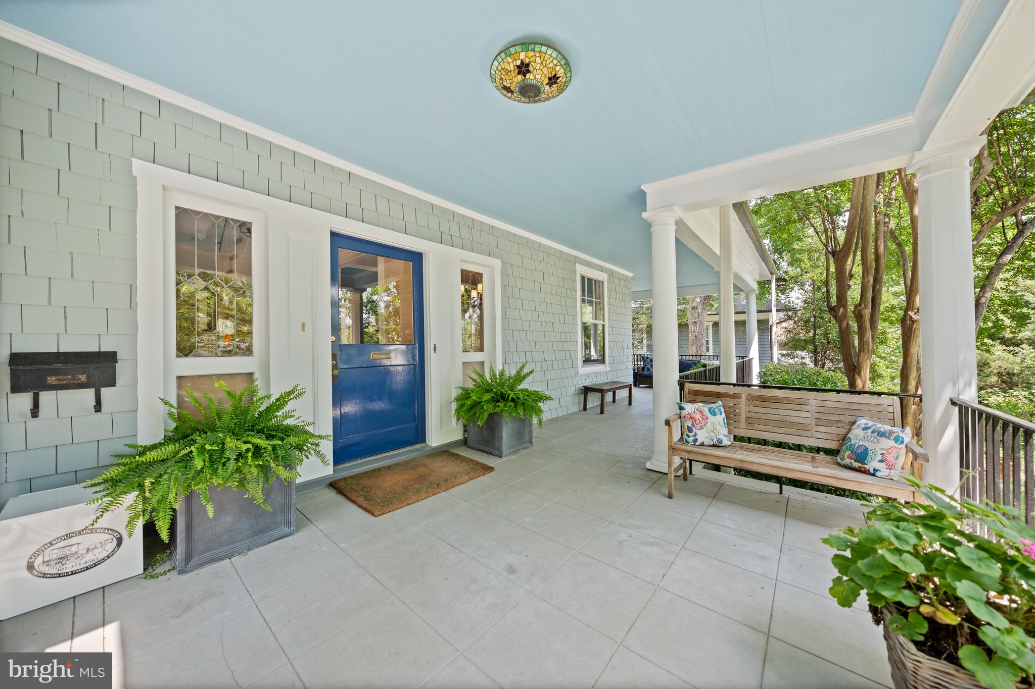 3031 NEWARK STREET NW