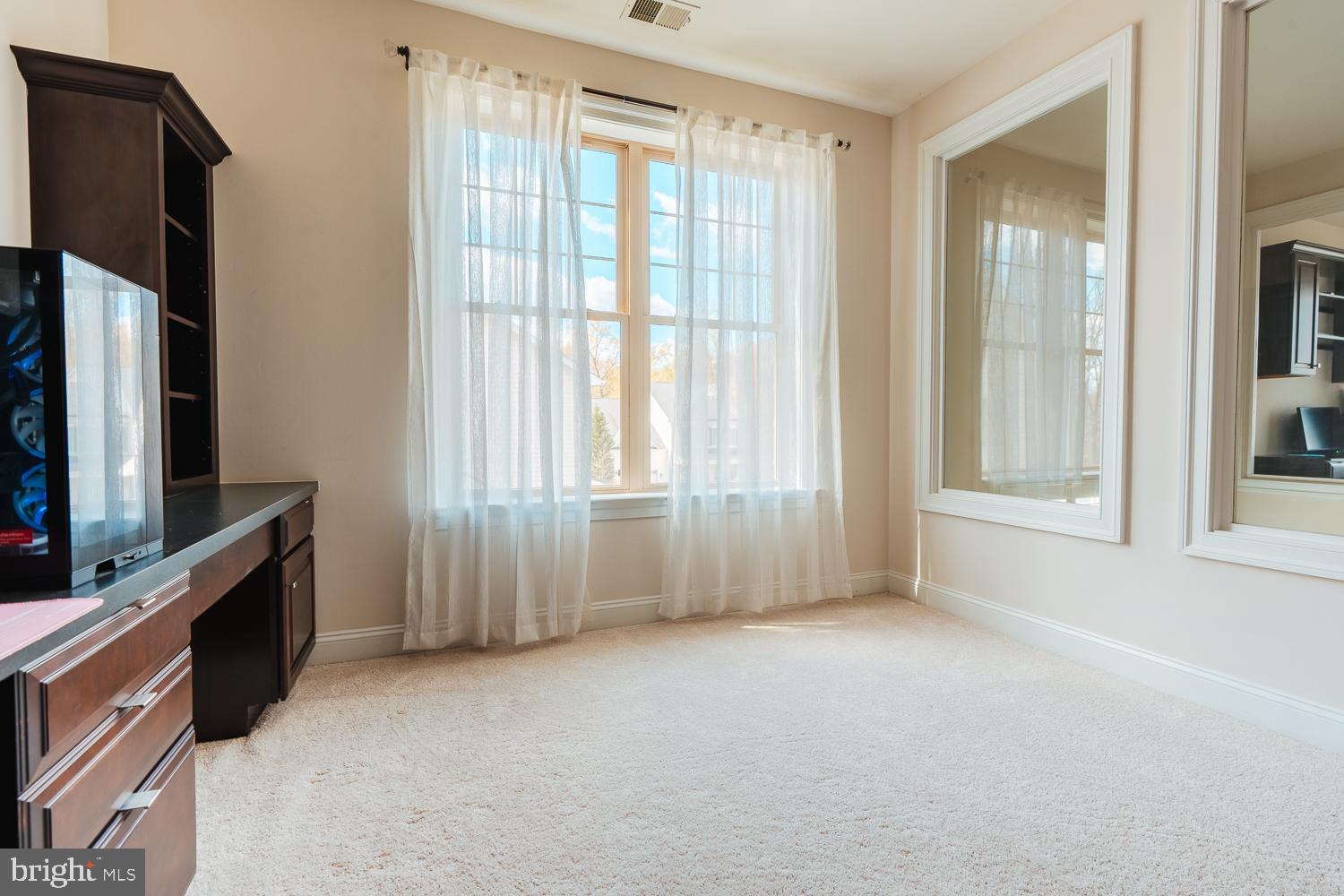 TANGLEWOOD - Residential