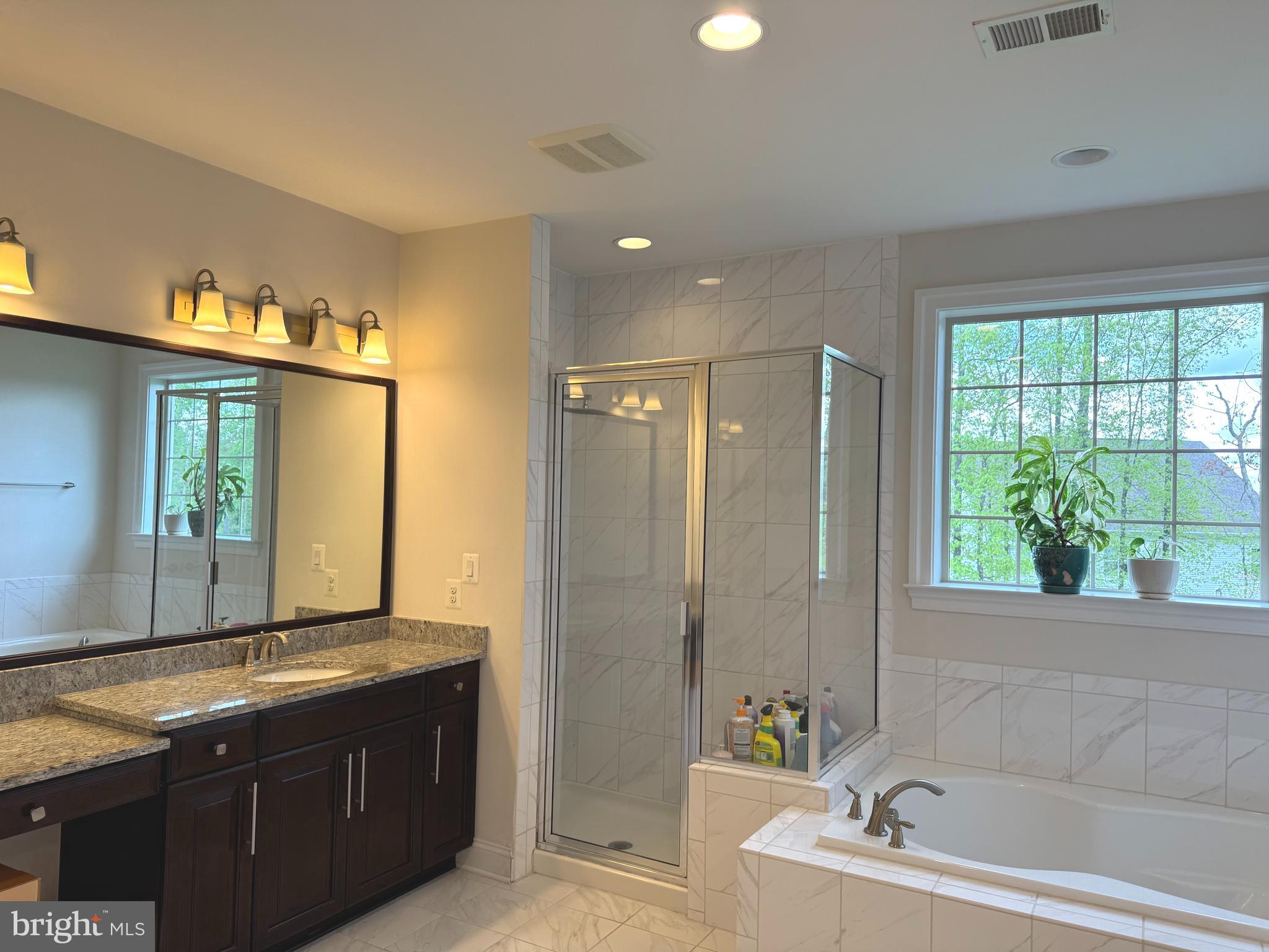 TANGLEWOOD - Residential