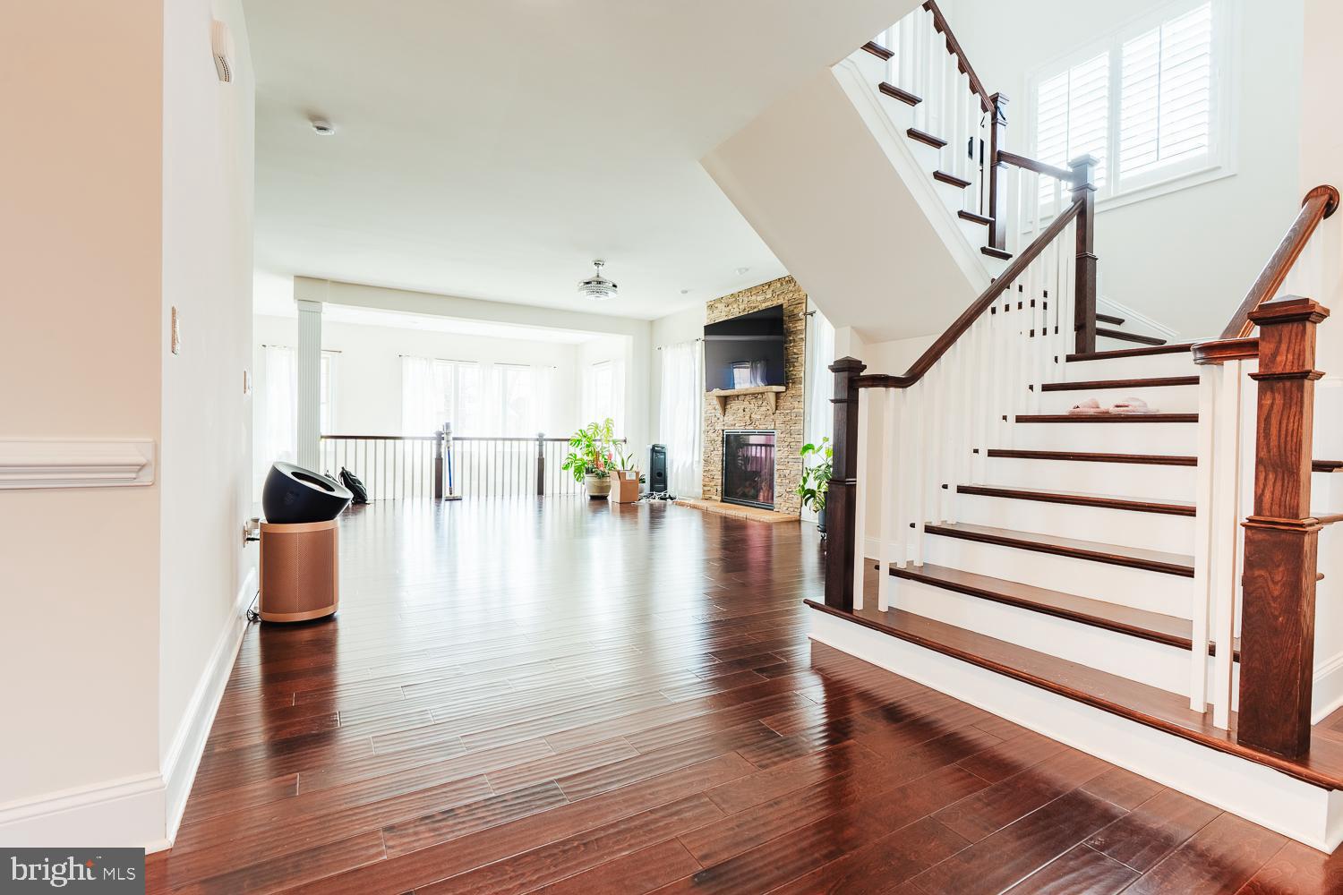 TANGLEWOOD - Residential