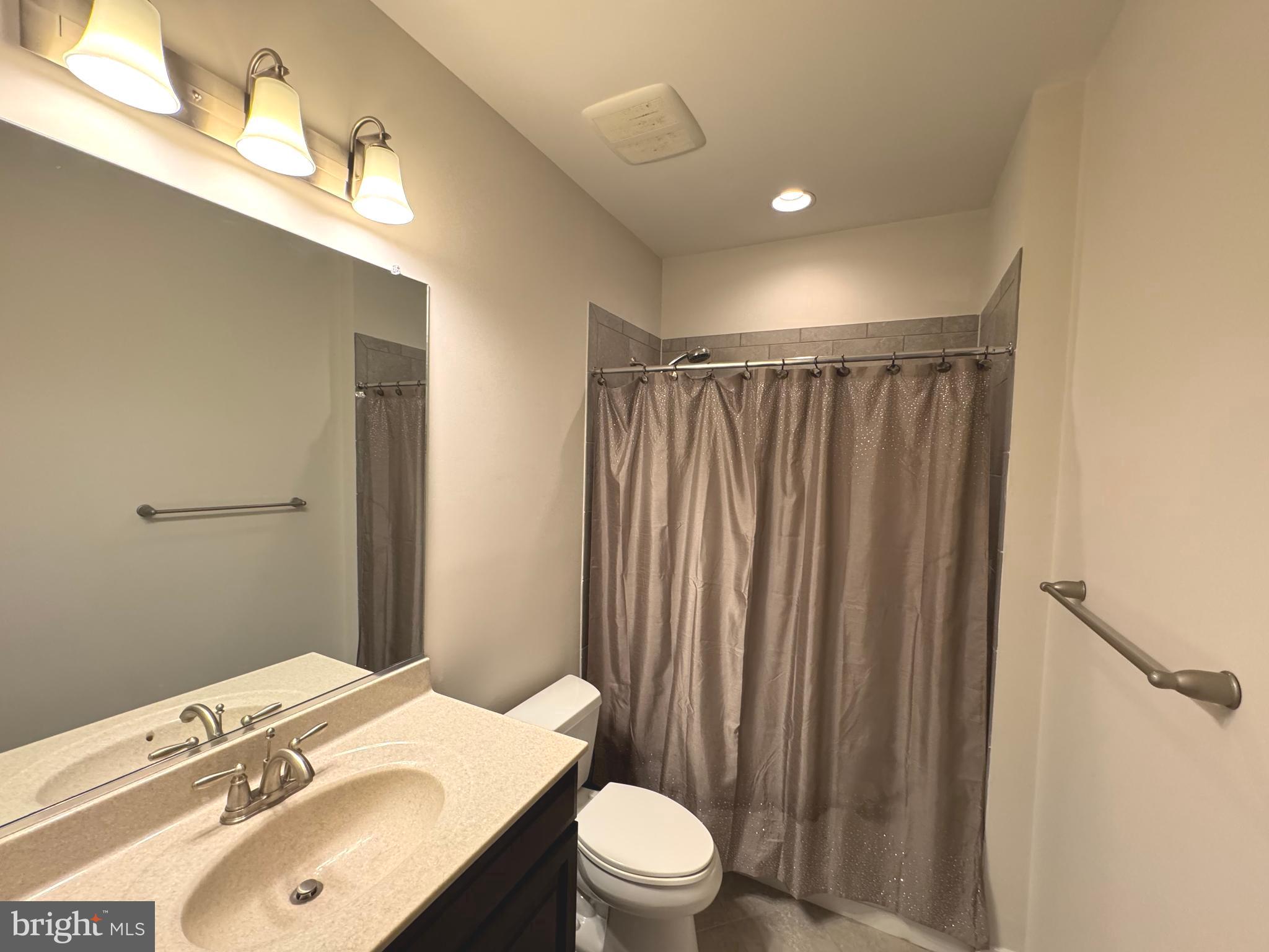 TANGLEWOOD - Residential