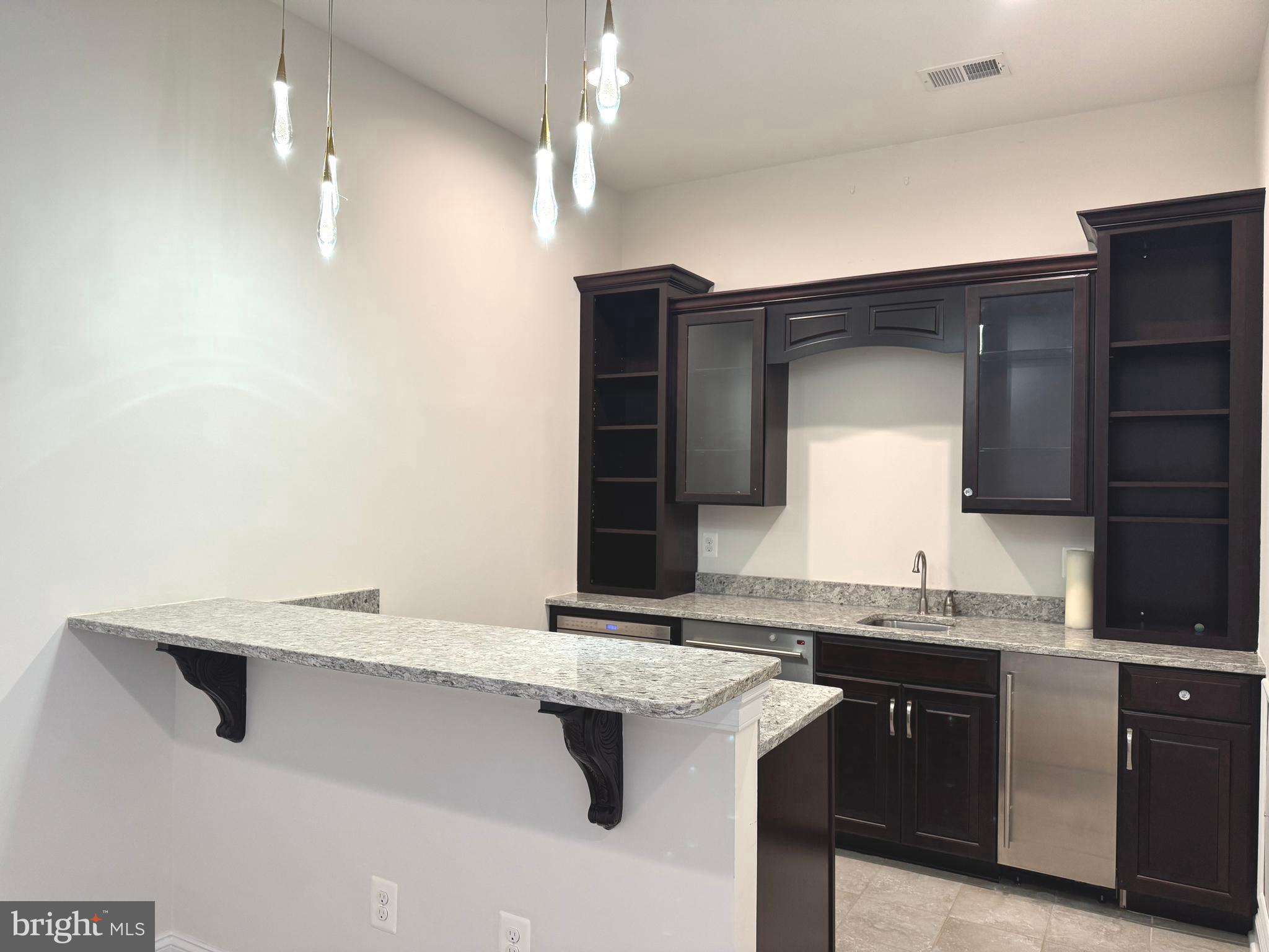 TANGLEWOOD - Residential