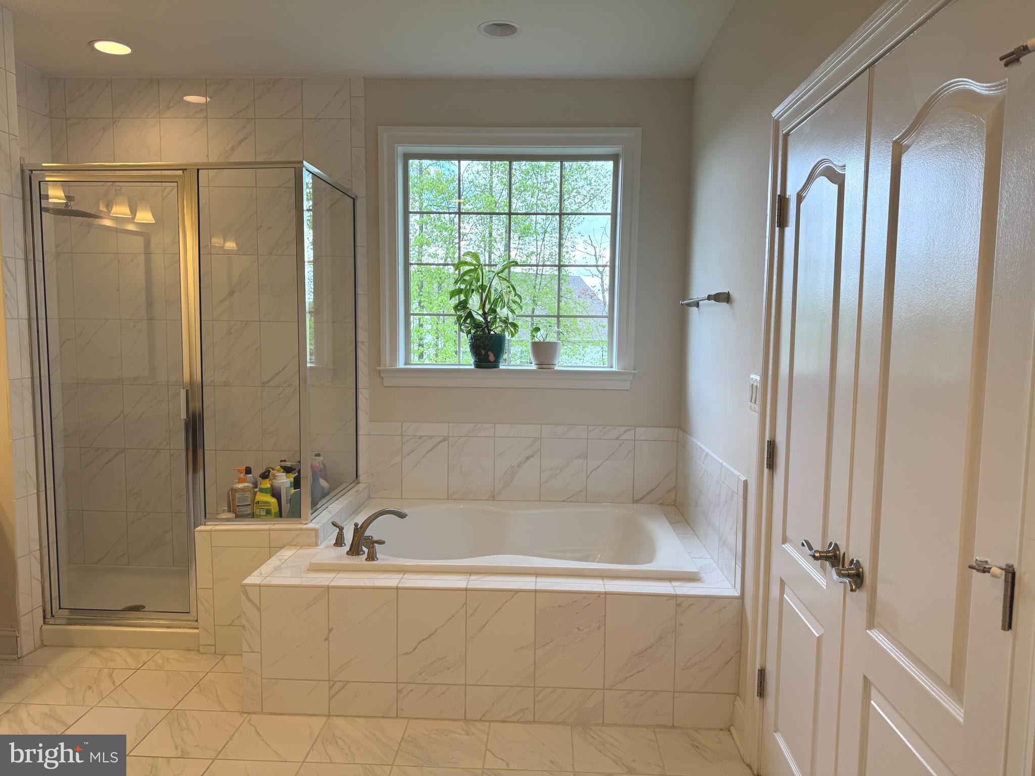 TANGLEWOOD - Residential