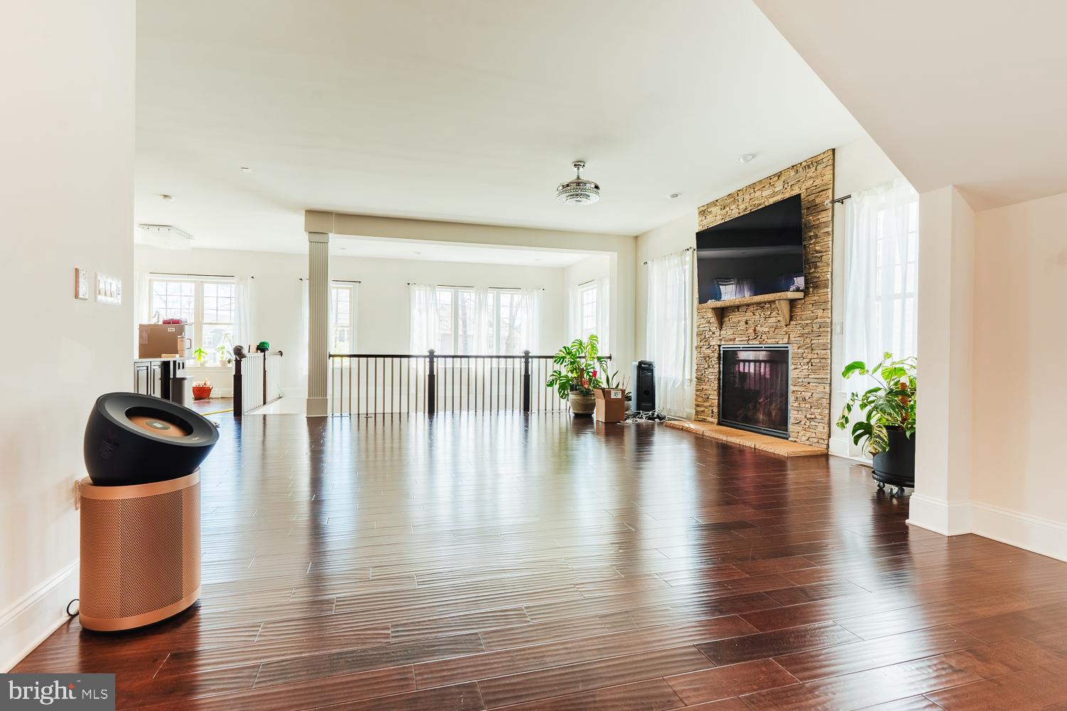 TANGLEWOOD - Residential