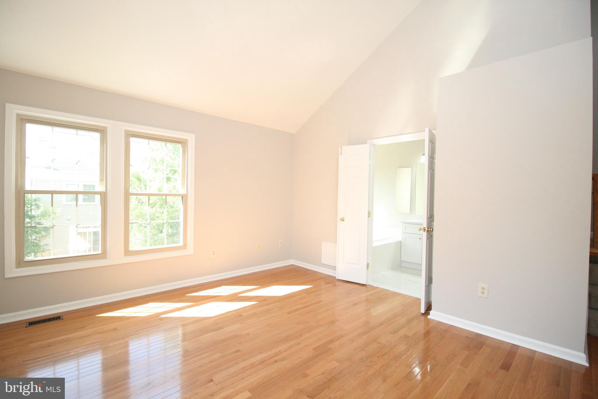 TRAVILAH CREST - Residential Lease