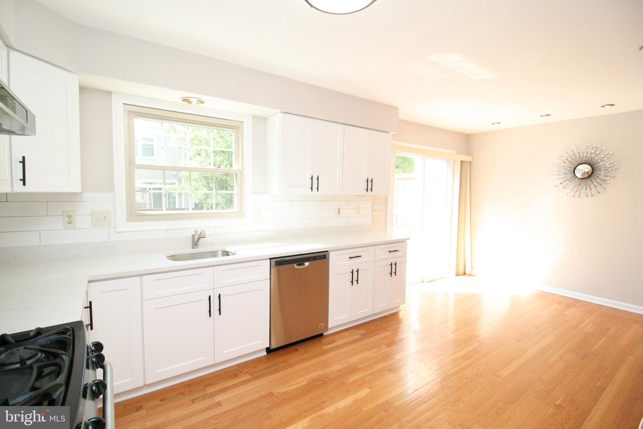 TRAVILAH CREST - Residential Lease