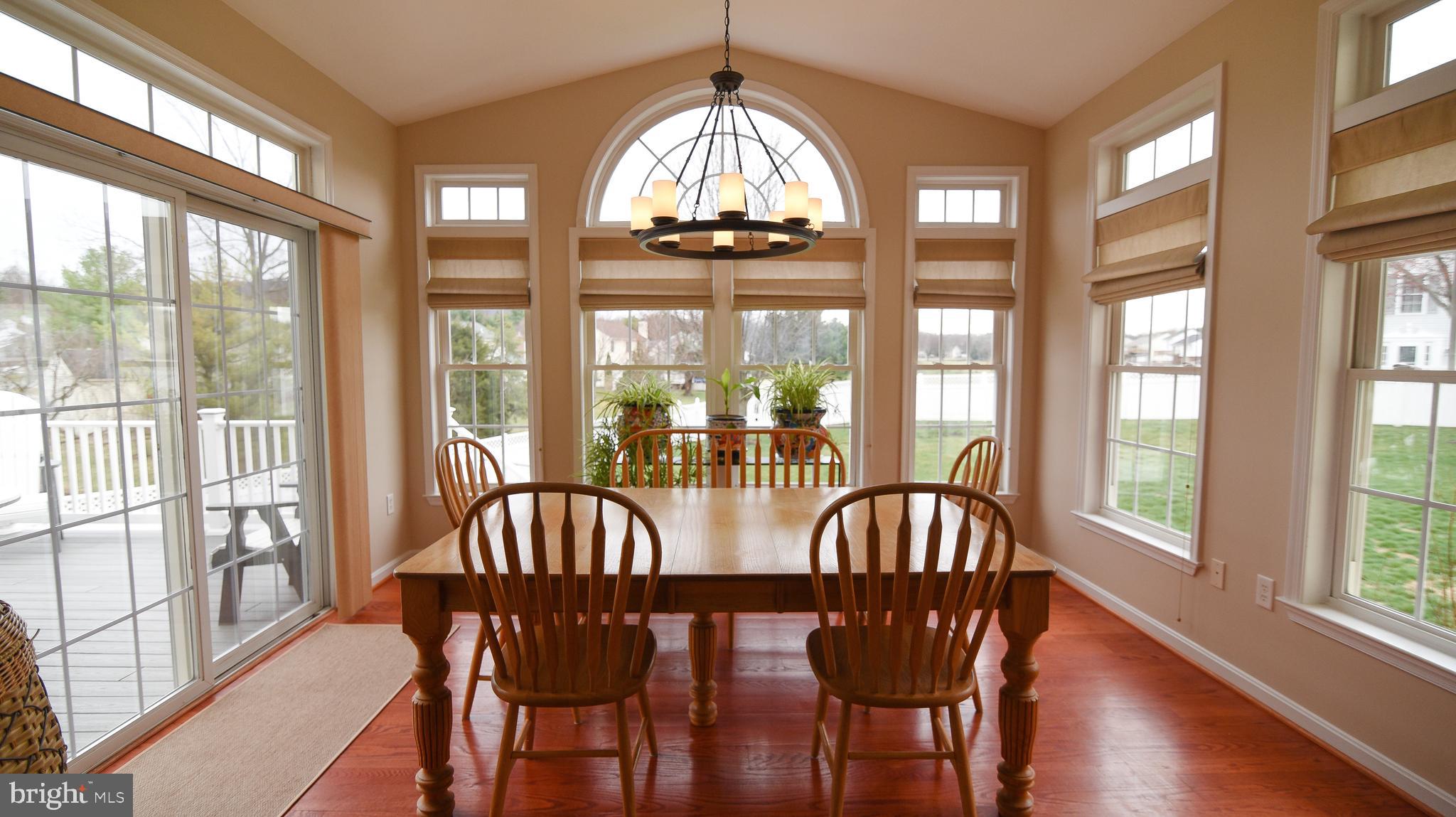 WHISPERING HILLS - Residential