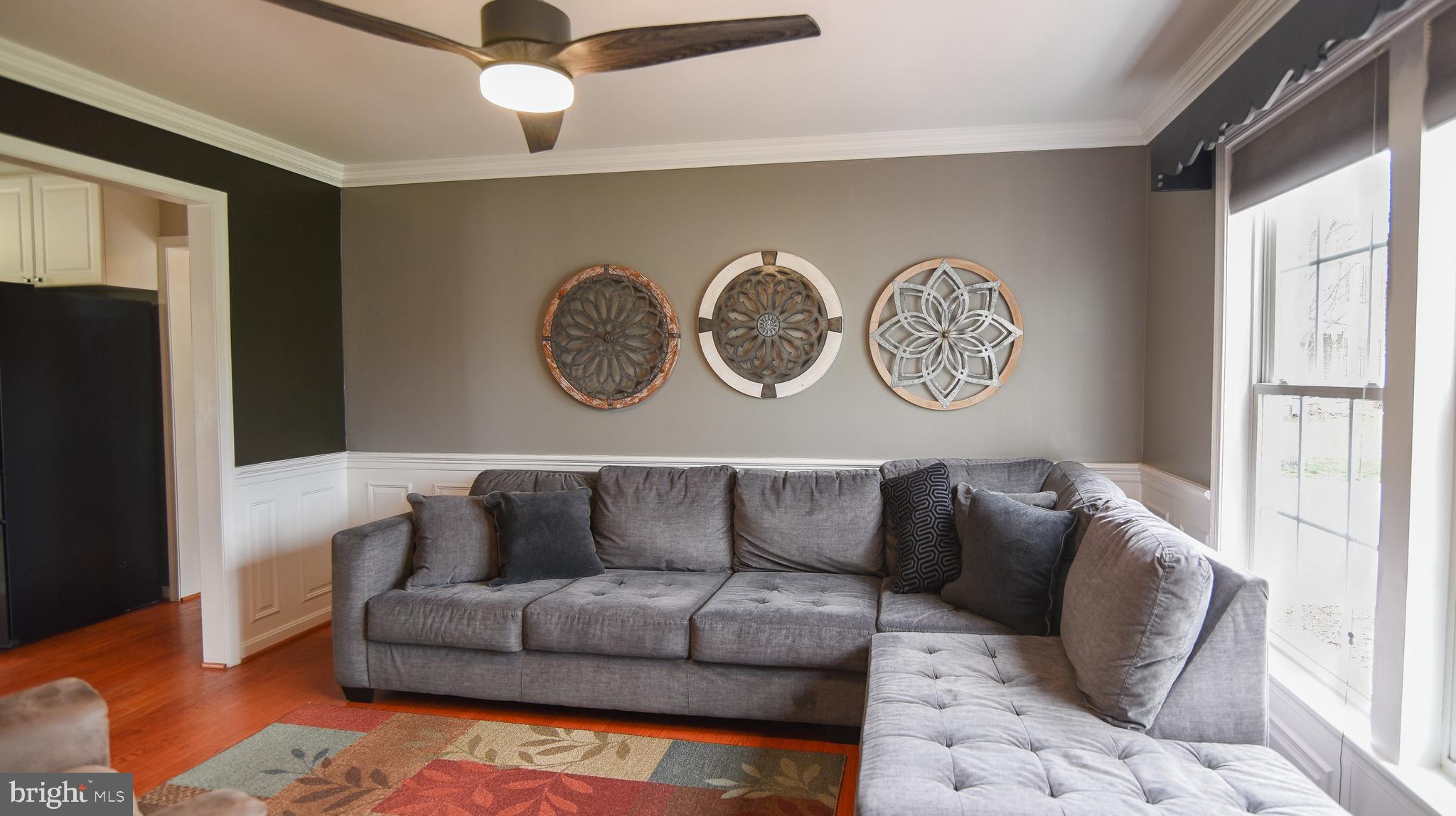 WHISPERING HILLS - Residential