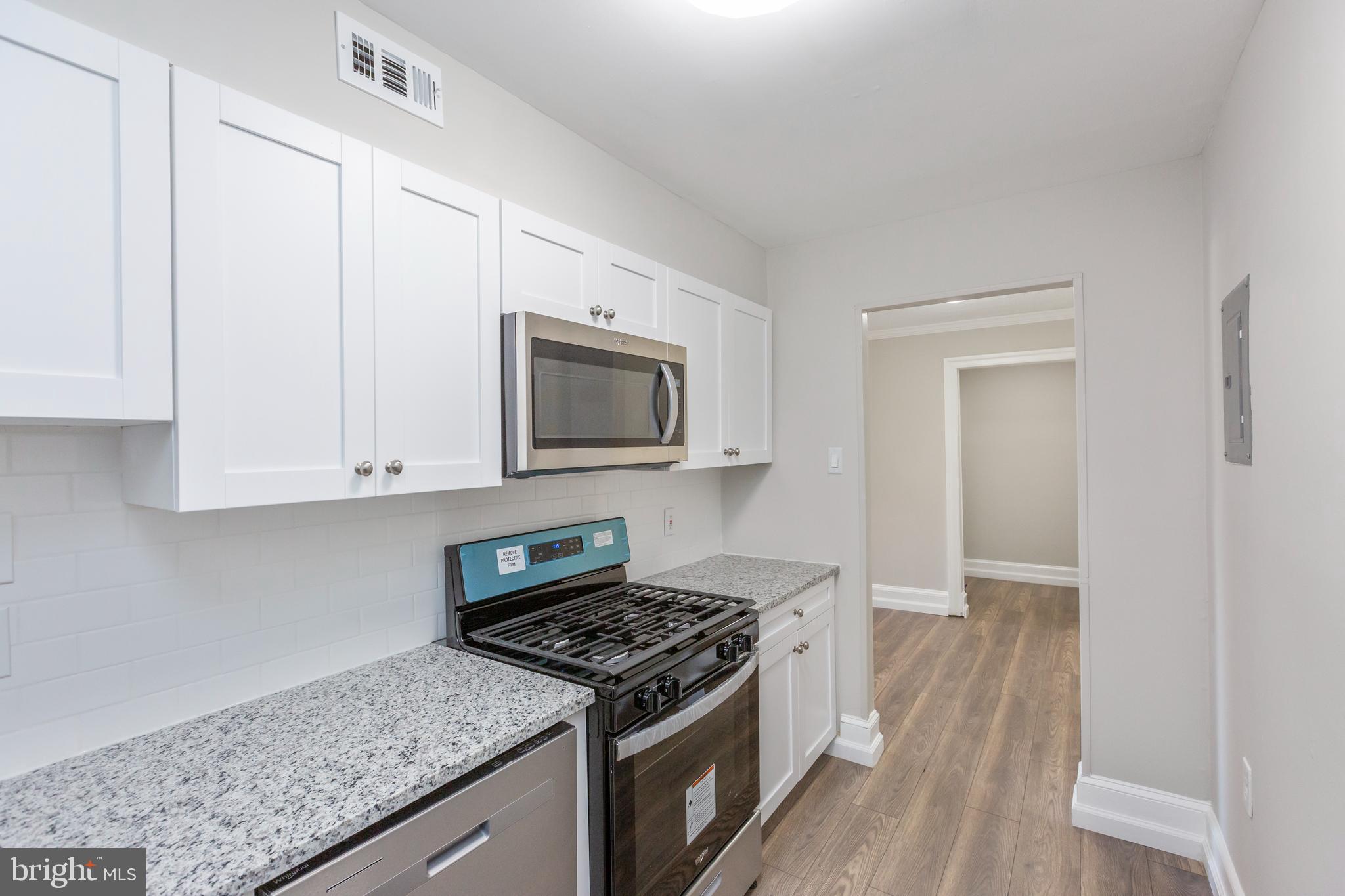 WEST SPRING - Residential