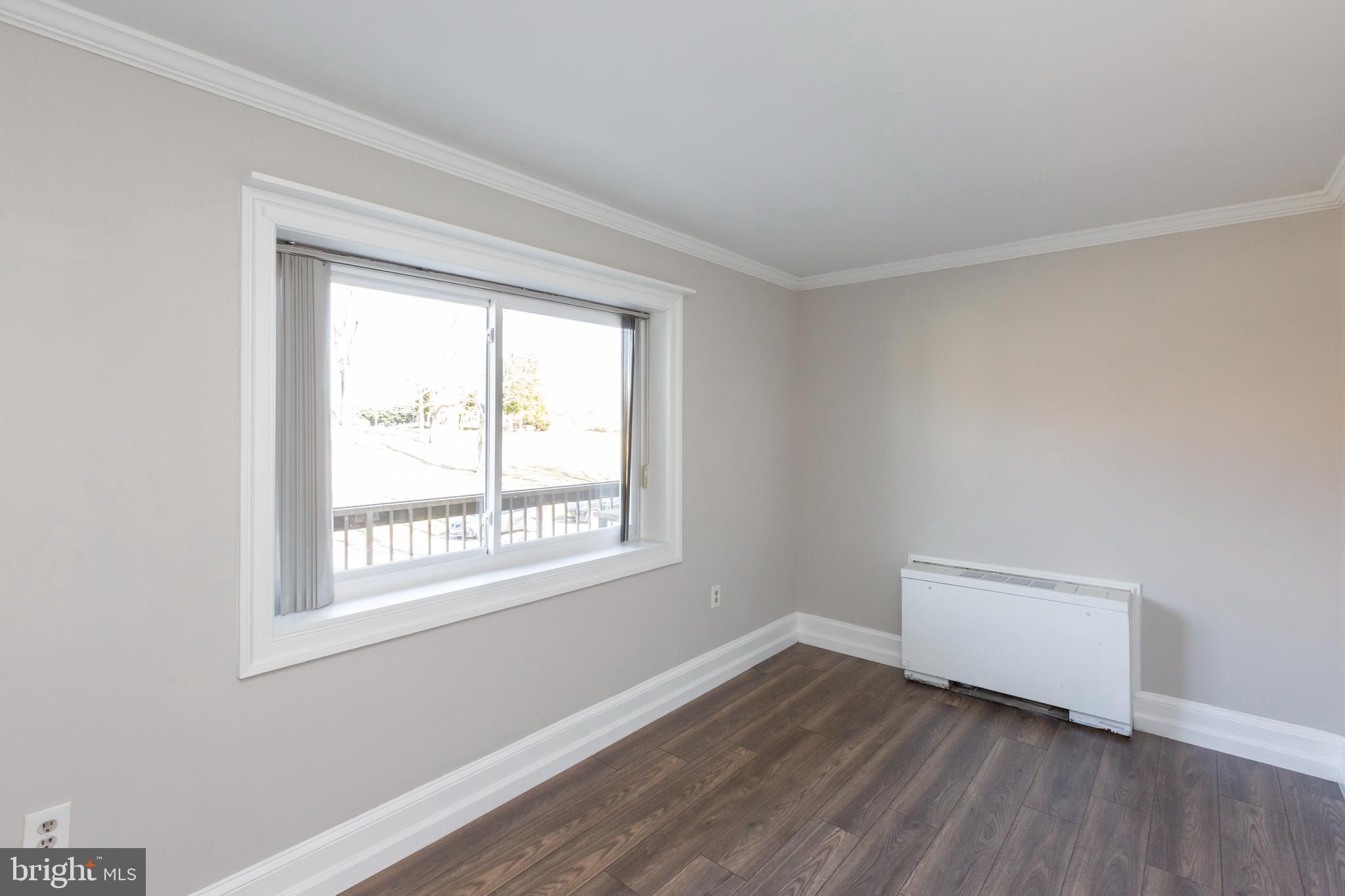 WEST SPRING - Residential