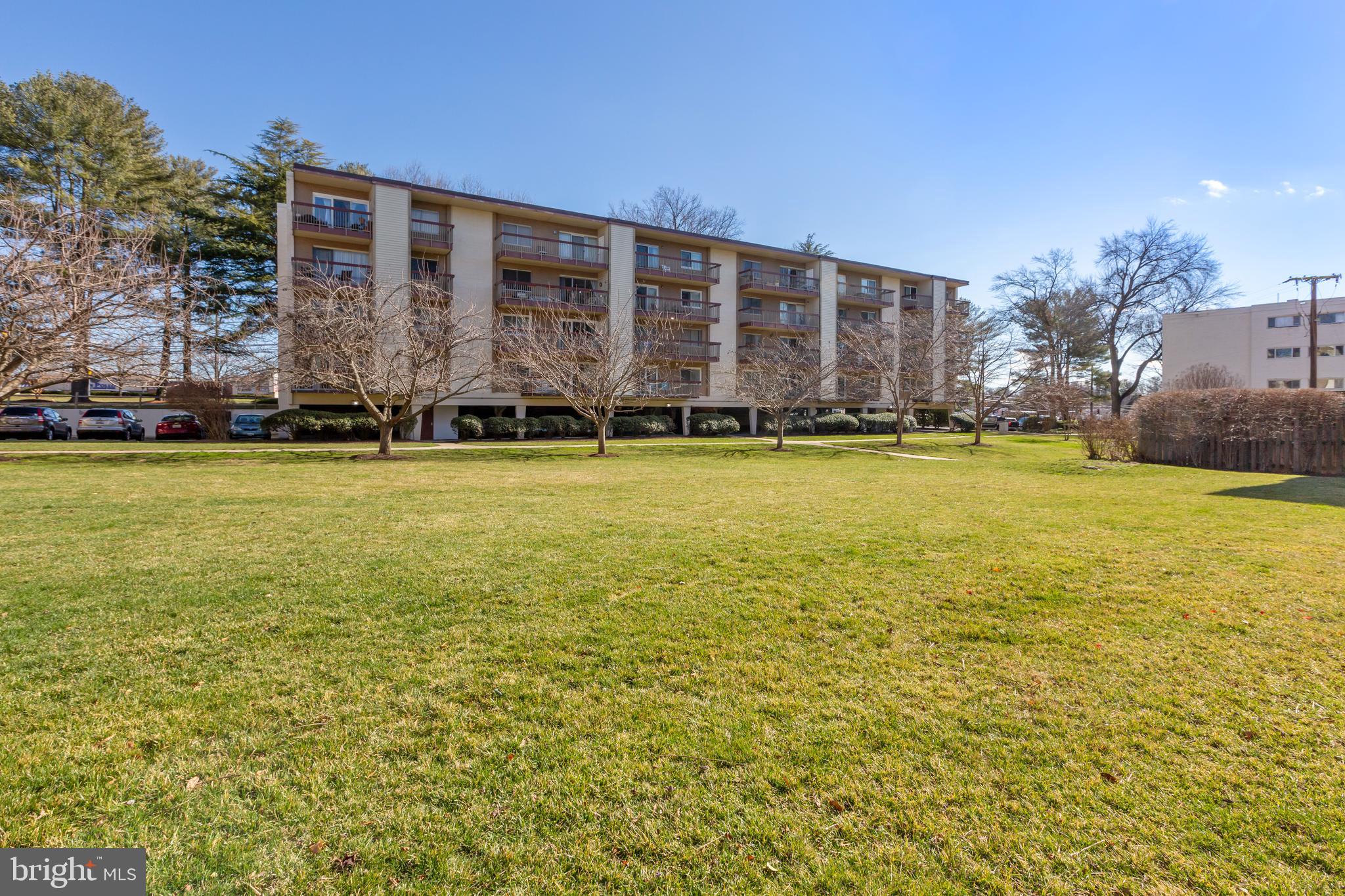 WEST SPRING - Residential