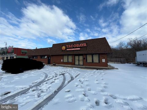 2209 BRISTOL PIKE CROYDON PA 19021