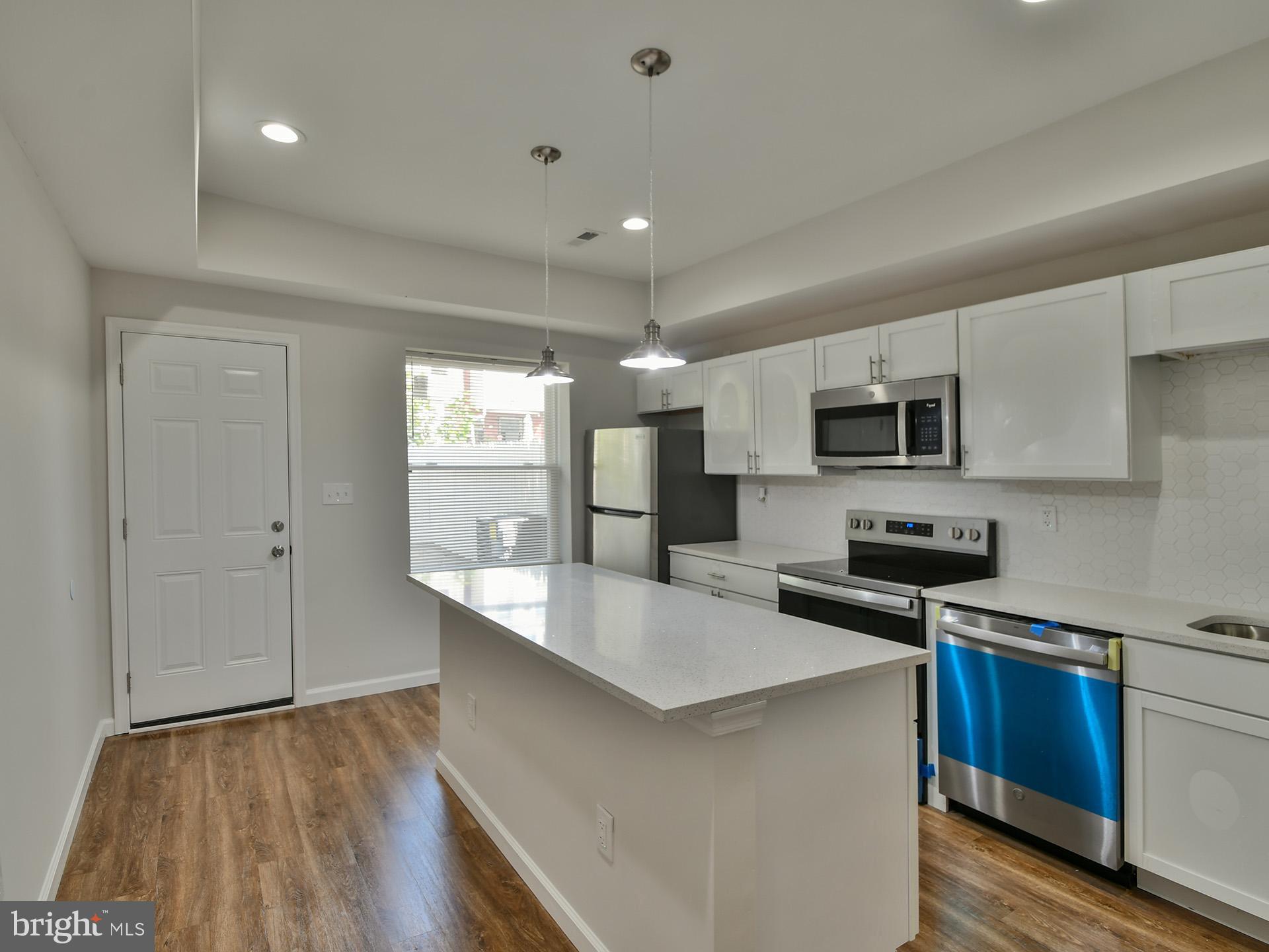 BALTIMORE EAST - SOUTH CLIFTON PARK HIST. DISTRICT - Residential Lease