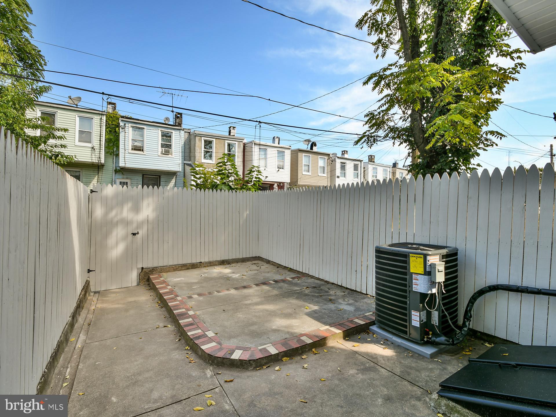 BALTIMORE EAST - SOUTH CLIFTON PARK HIST. DISTRICT - Residential Lease