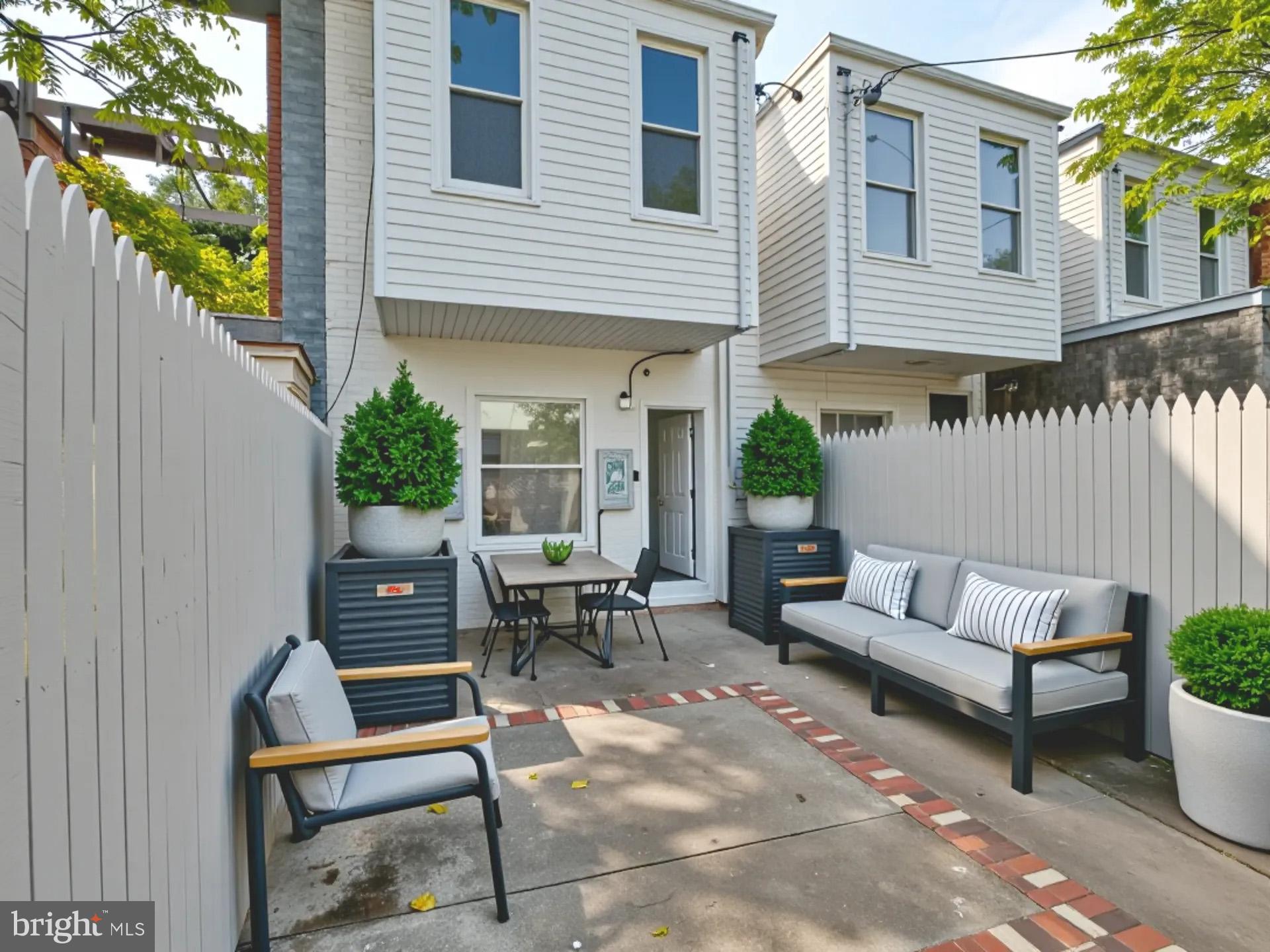 BALTIMORE EAST - SOUTH CLIFTON PARK HIST. DISTRICT - Residential Lease