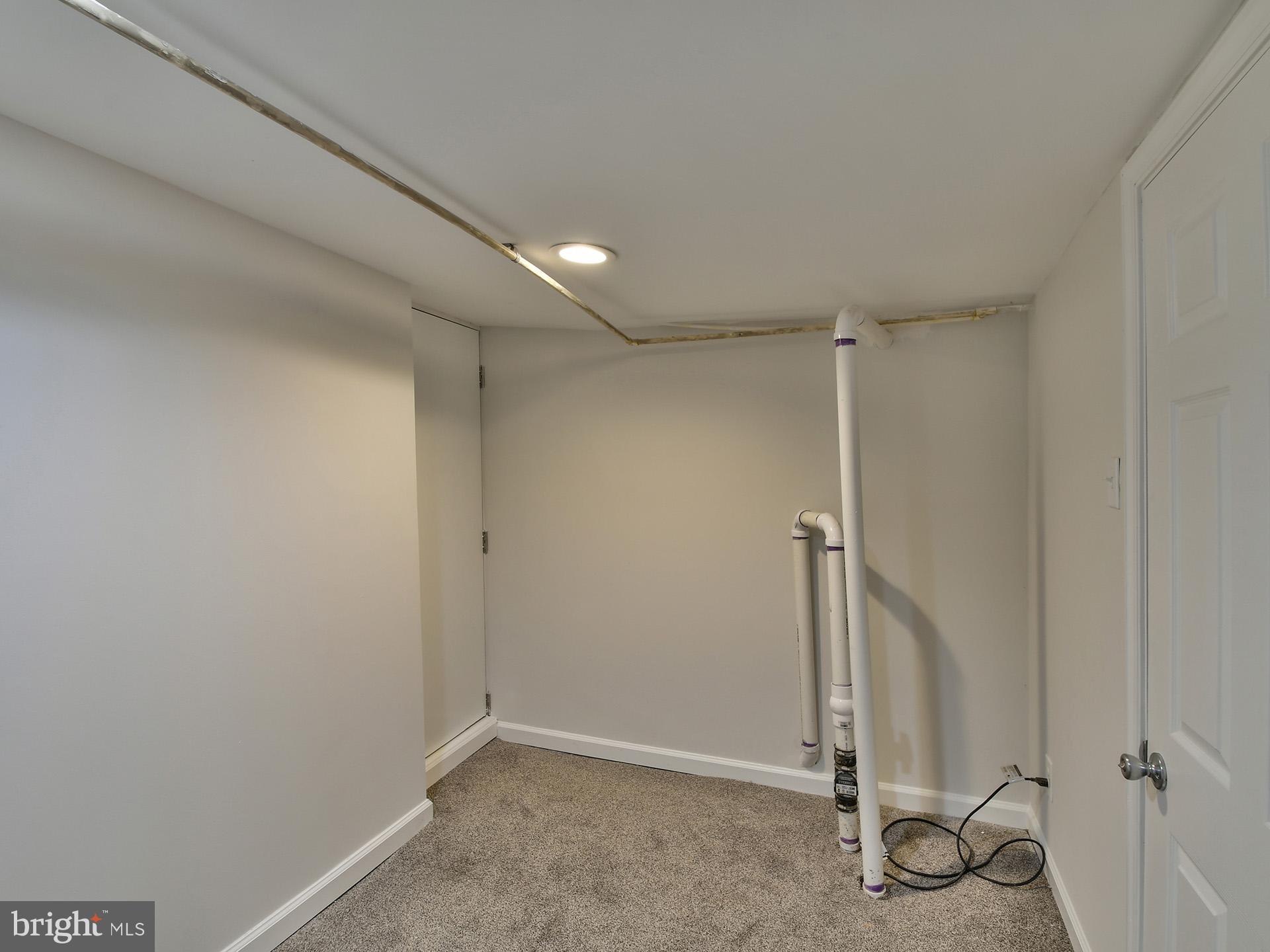 BALTIMORE EAST - SOUTH CLIFTON PARK HIST. DISTRICT - Residential Lease