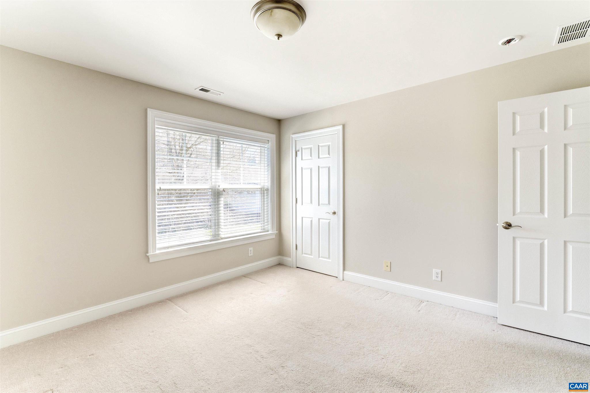 WICKHAM POND - Residential