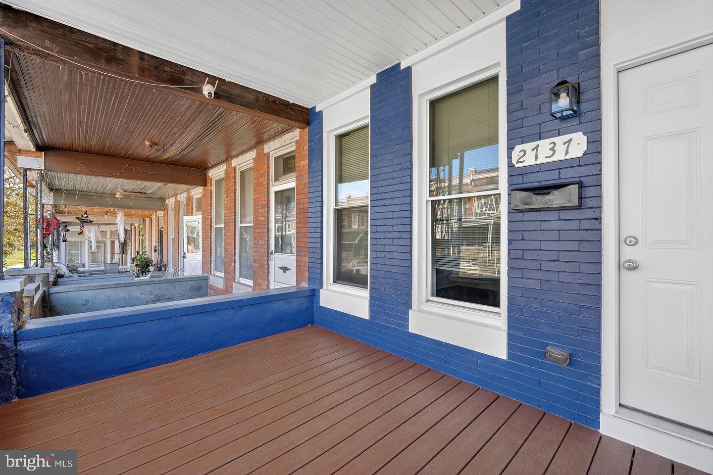2737 RIGGS AVENUE