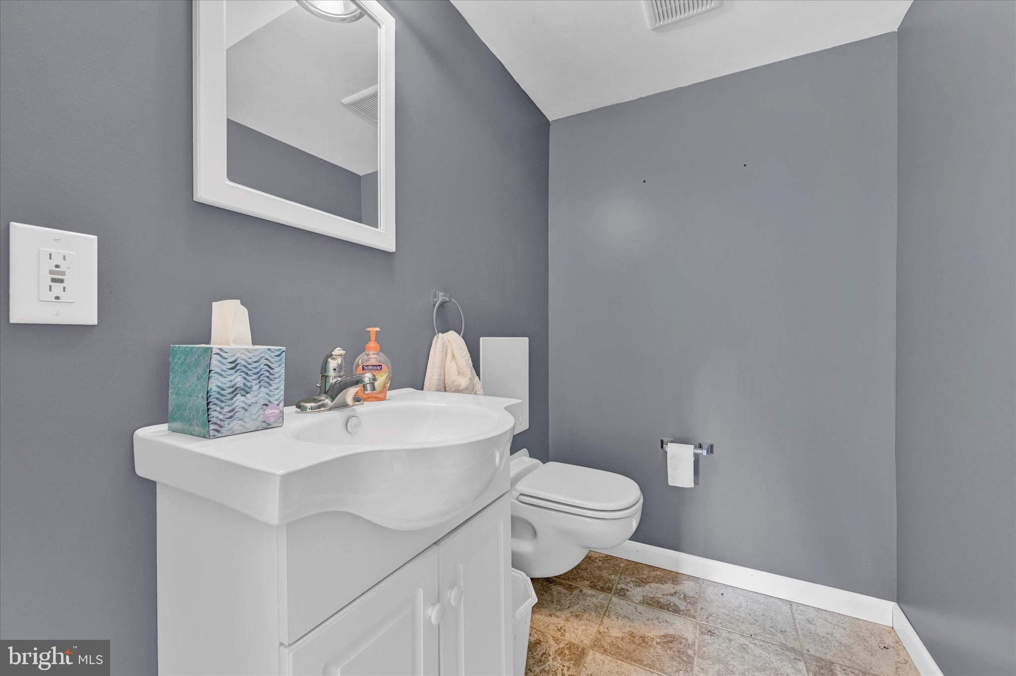 REGULARS - Residential