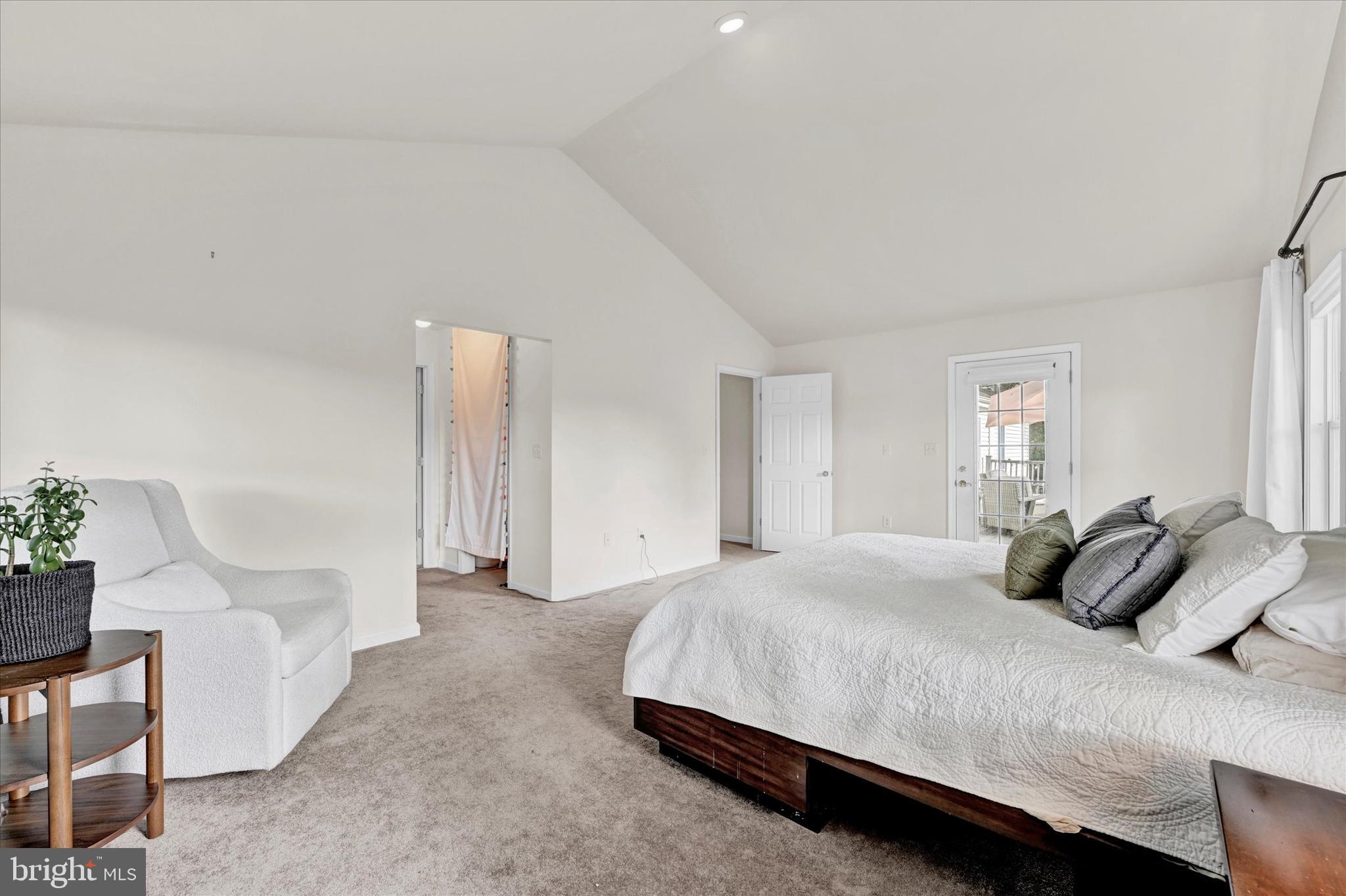 REGULARS - Residential